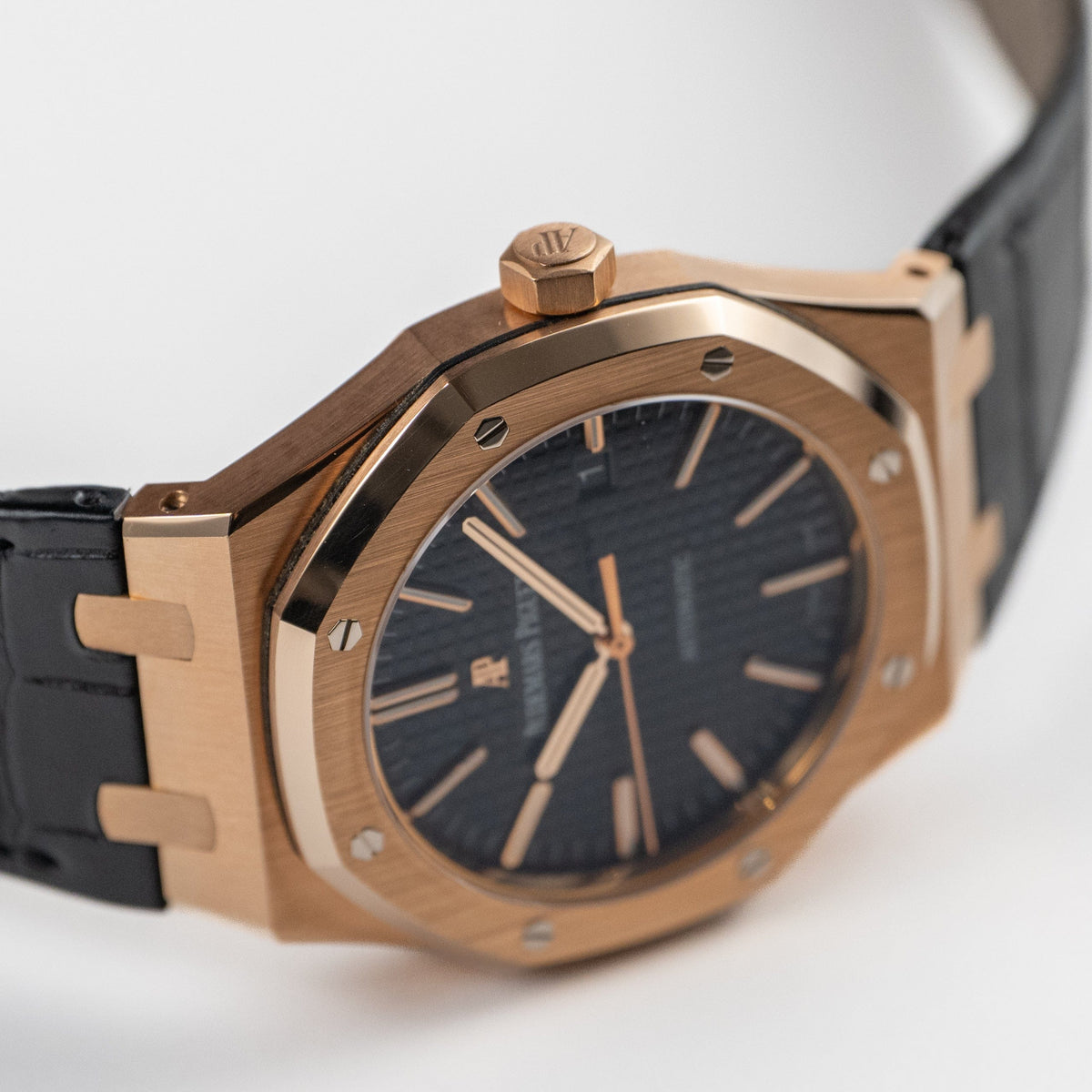 Audemars Piguet Royal Oak 15400OR.OO.D002CR.01 Rose Gold Black Dial