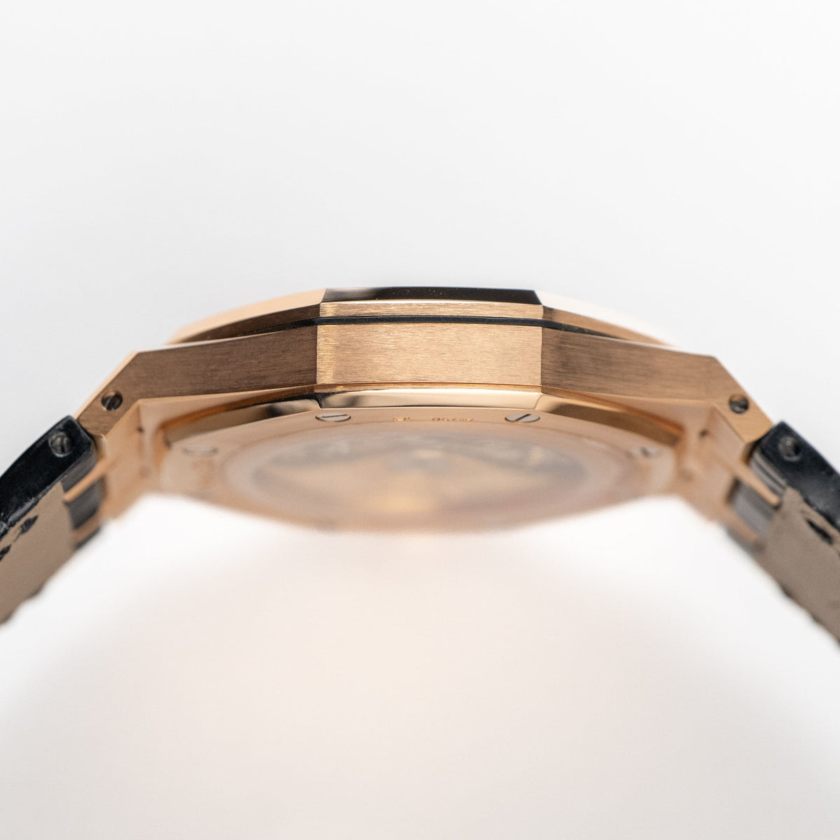 Audemars Piguet Royal Oak 15400OR.OO.D002CR.01 Rose Gold Black Dial