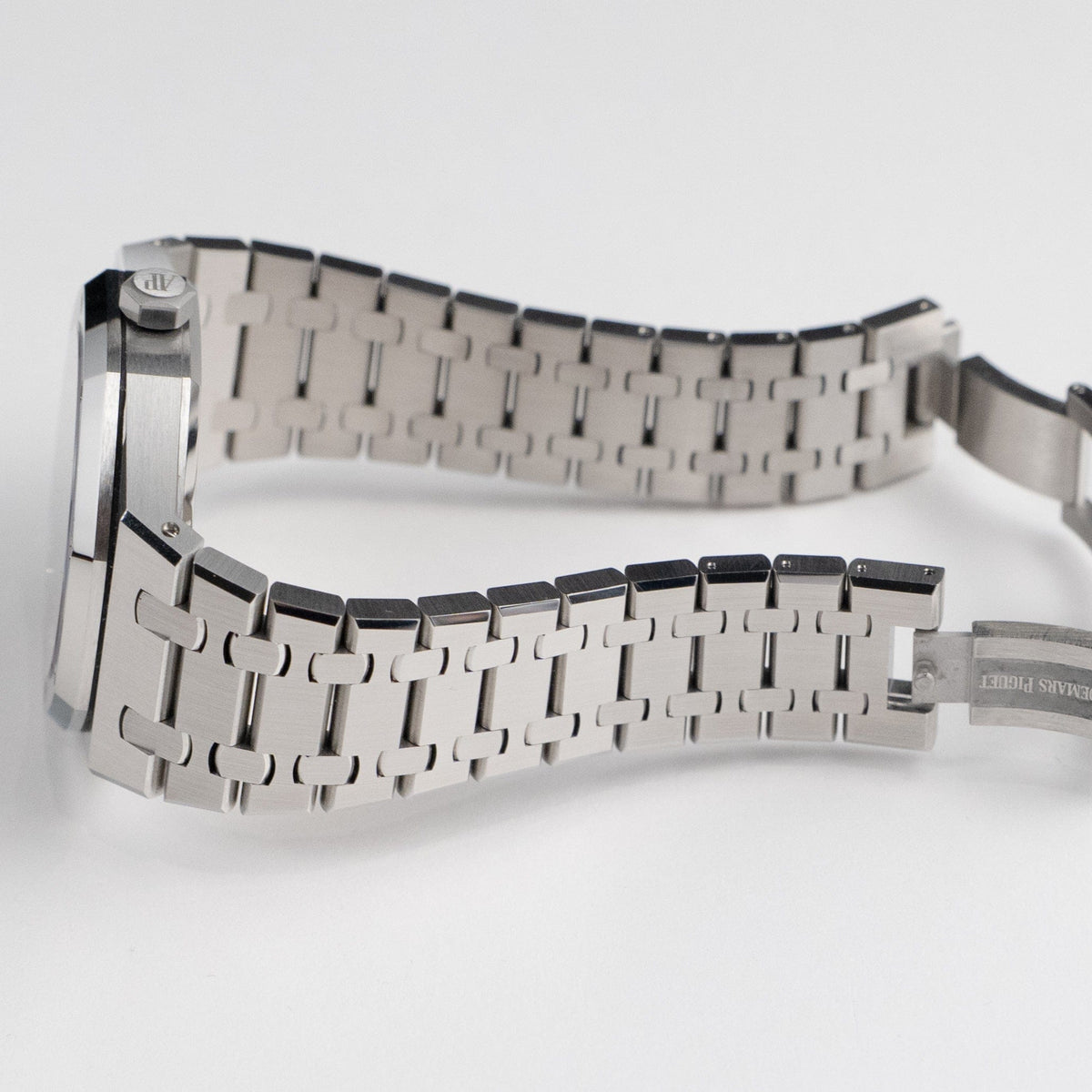 Audemars Piguet Royal Oak 15500ST.OO.1220ST.01 Stainless Steel Blue Dial