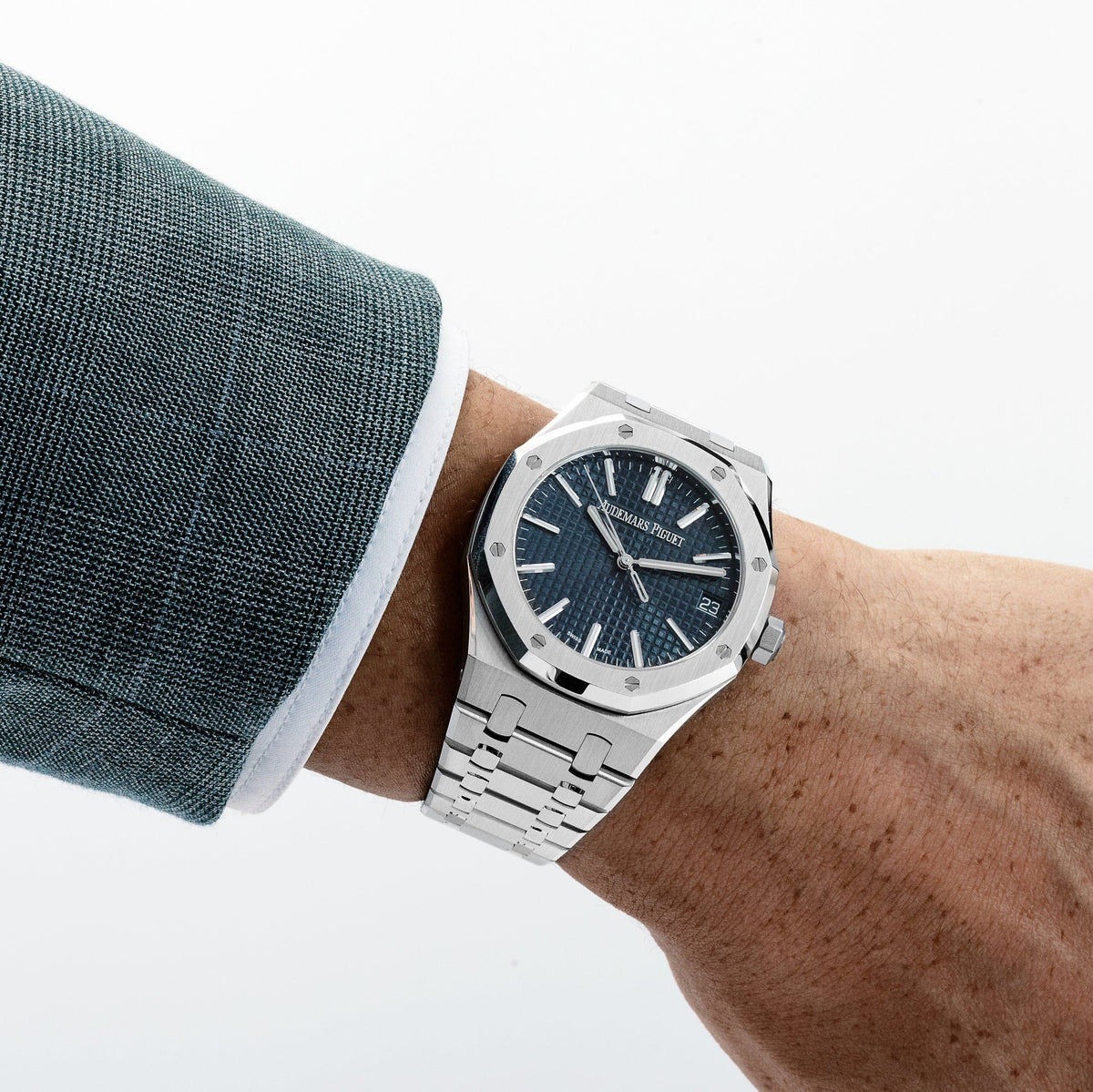 Audemars Piguet Royal Oak 15510ST.OO.1320ST.06 Stainless Steel Blue Dial (2025)