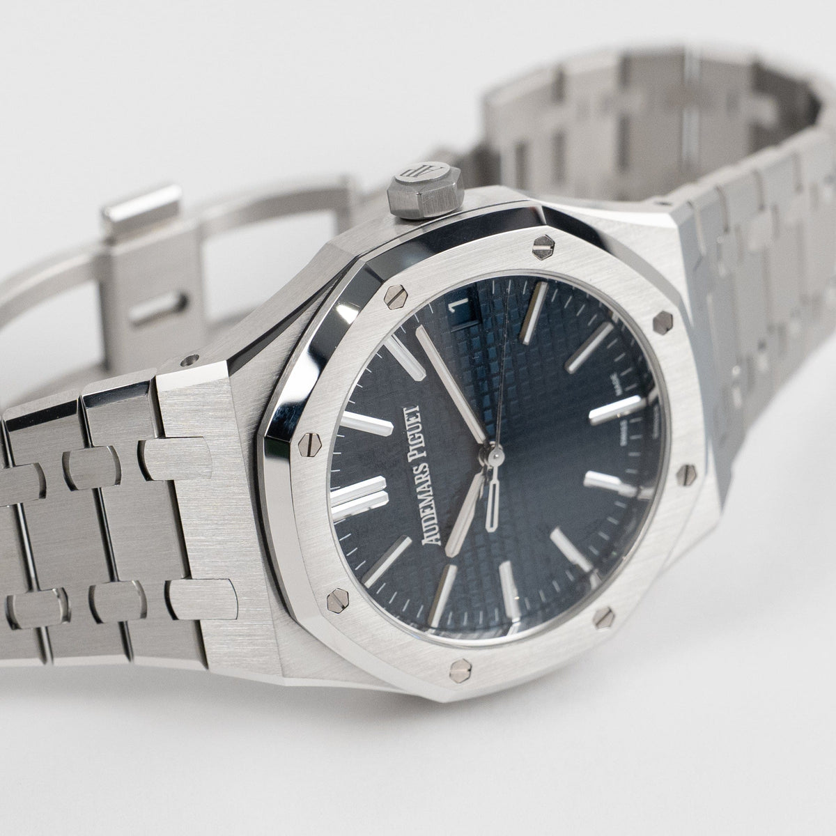 Audemars Piguet Royal Oak 15510ST.OO.1320ST.06 Stainless Steel Blue Dial