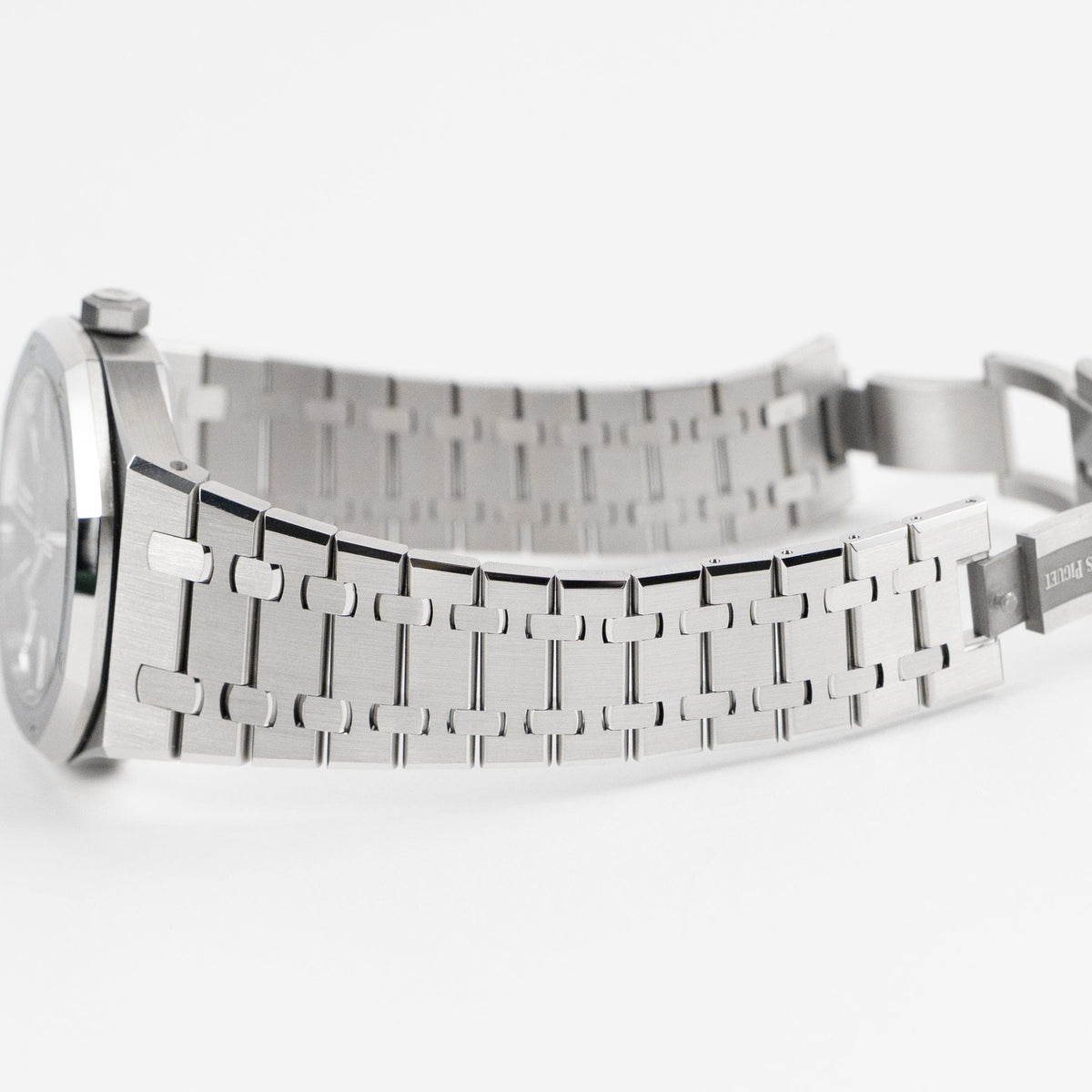 Audemars Piguet Royal Oak 15510ST.OO.1320ST.06 Stainless Steel Blue Dial