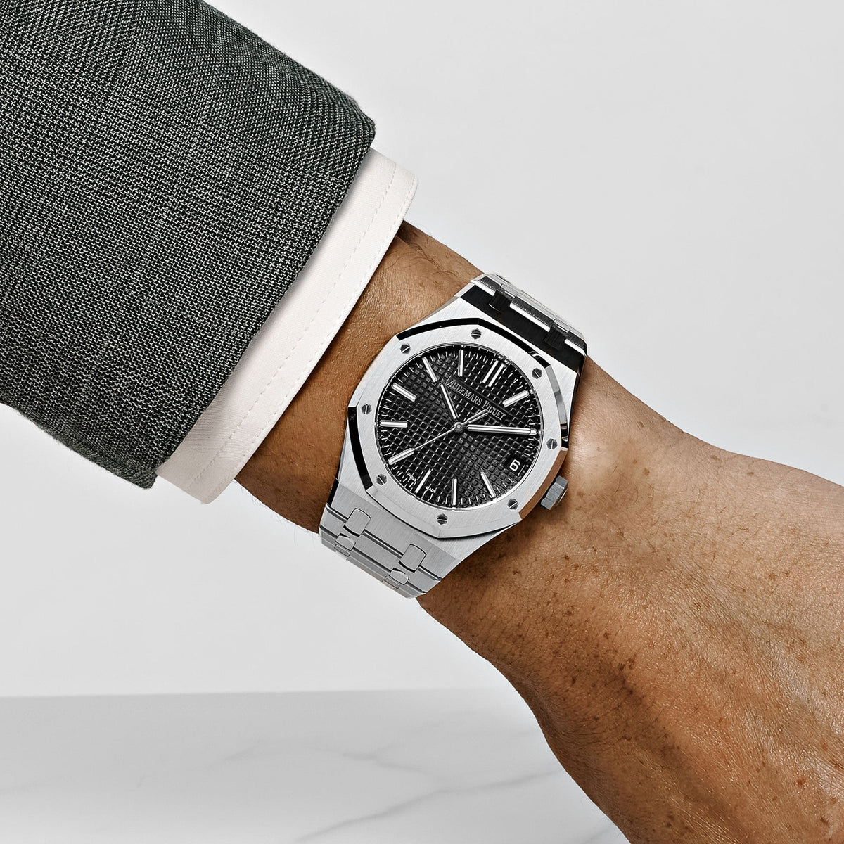 Audemars Piguet Royal Oak 15510ST.OO.1320ST.07 Stainless Steel Black Dial (2024)