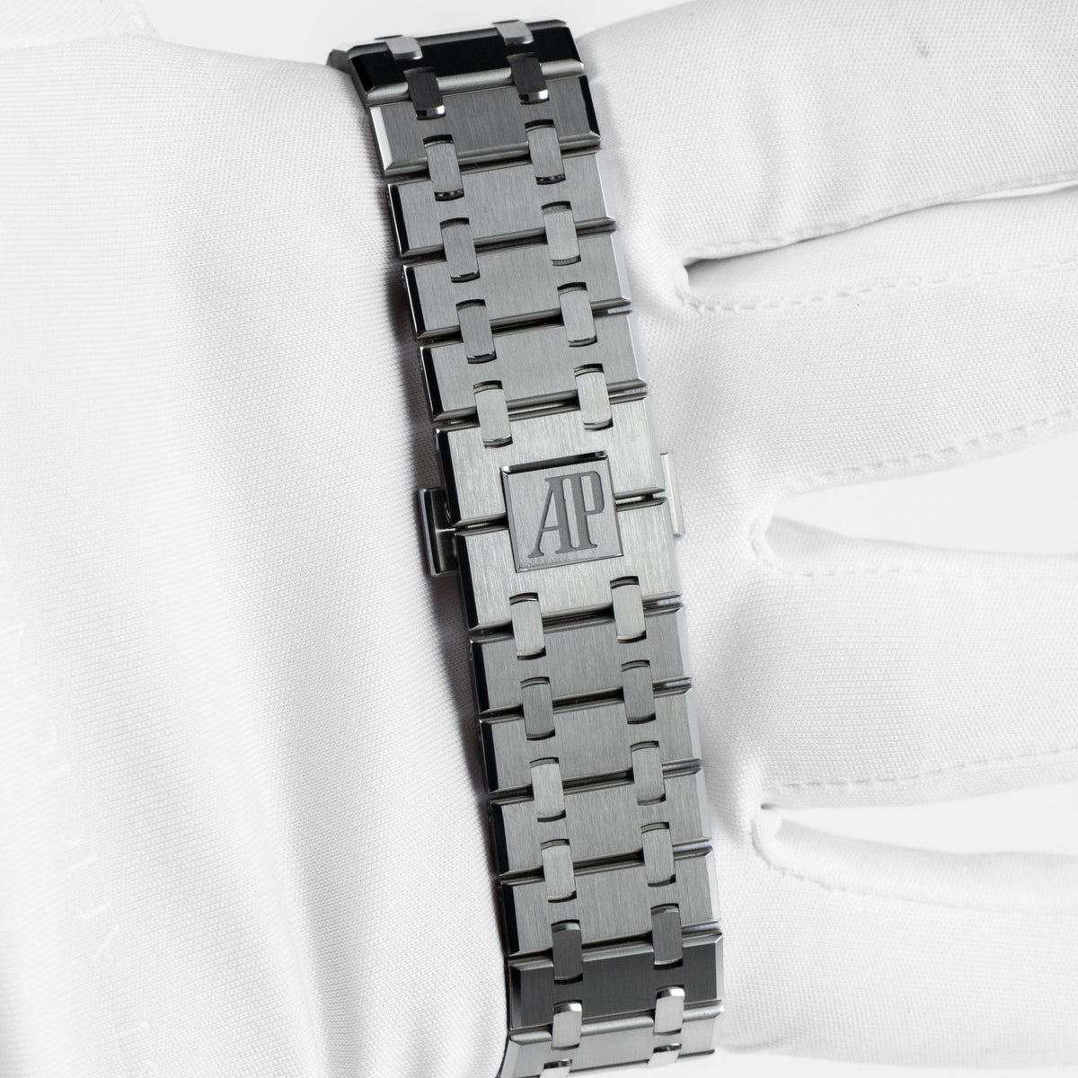 Audemars Piguet Royal Oak 15510ST.OO.1320ST.08 Stainless Steel Silver-Toned Dial (2025)
