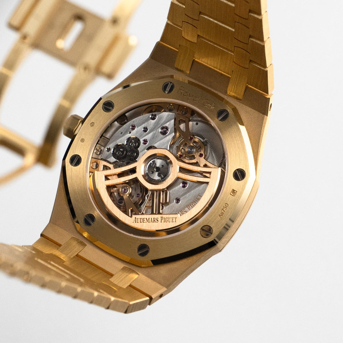 Audemars Piguet Royal Oak 16202BA.OO.1240BA.02 'Jumbo' Extra-Thin Yellow Gold (2025)