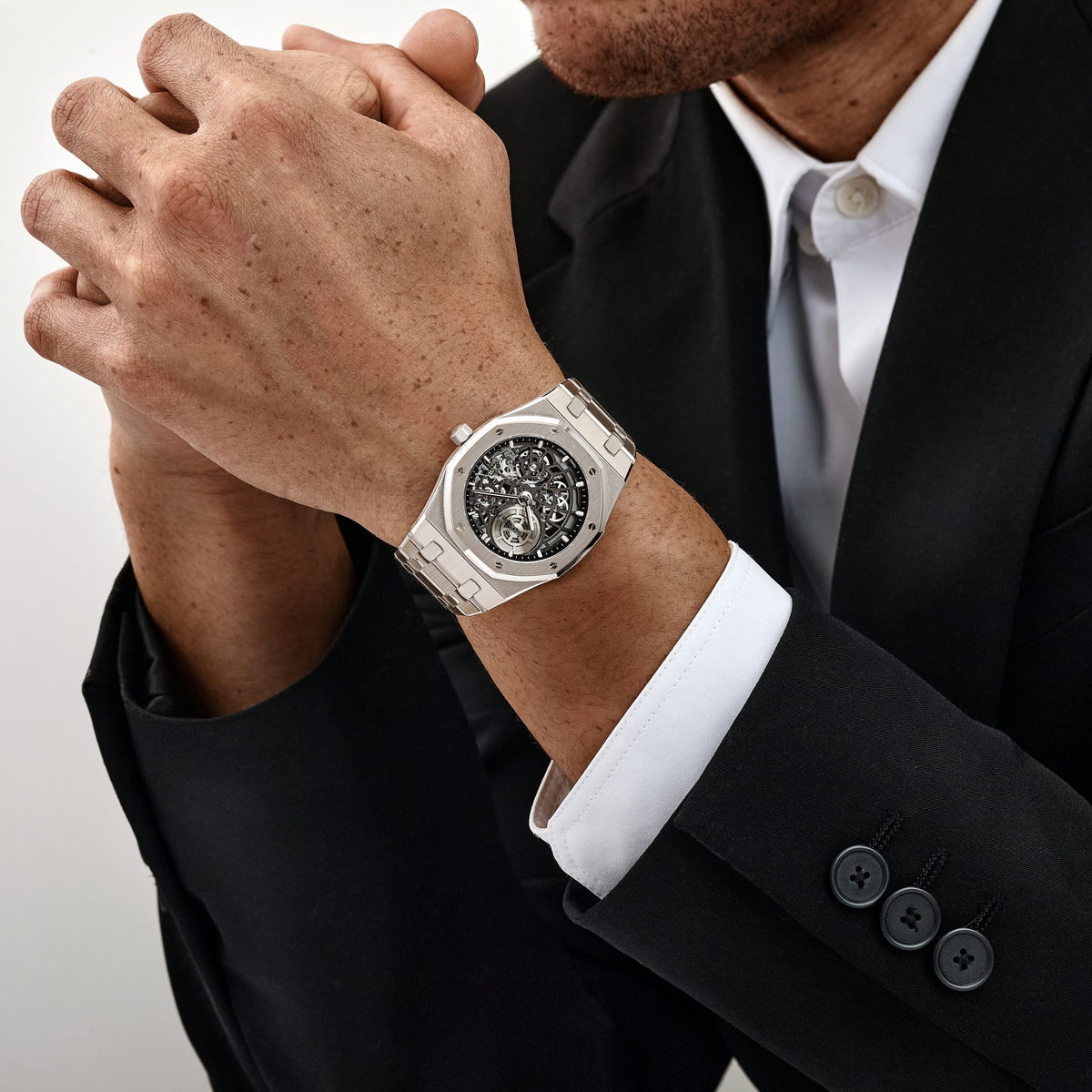 Audemars Piguet Royal Oak 16204BC.OO.1240BC.01 'Jumbo' Extra-Thin Openworked White Gold (2025)