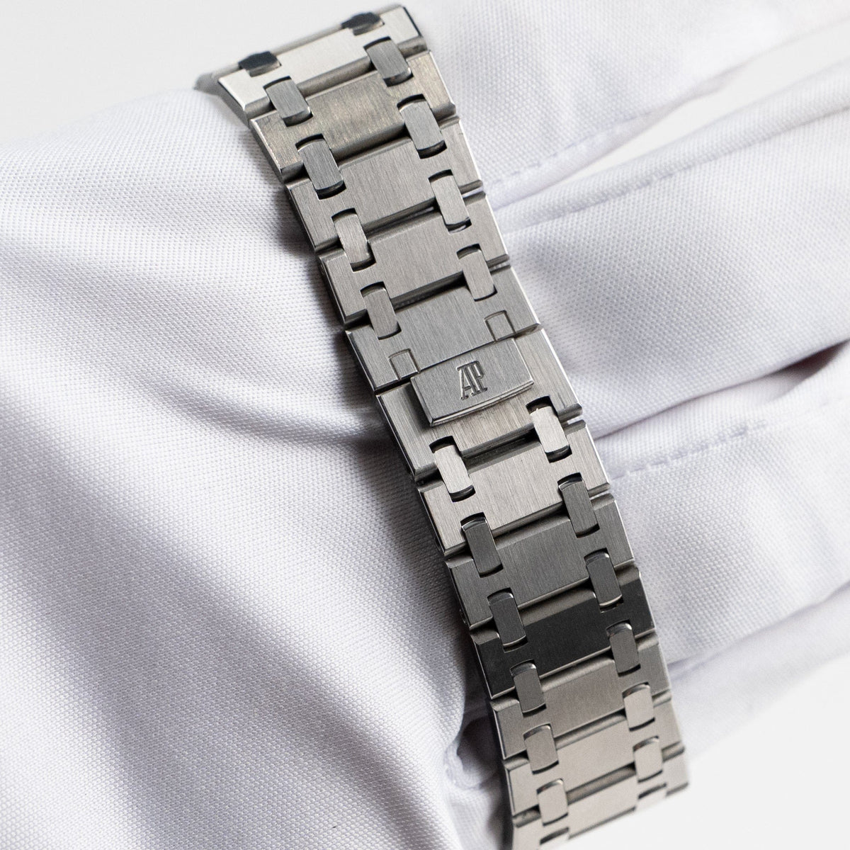 Audemars Piguet Royal Oak 25654ST.OO.0944ST.01 Perpetual Calendar Stainless Steel Silver Dial Limited Edition of 272