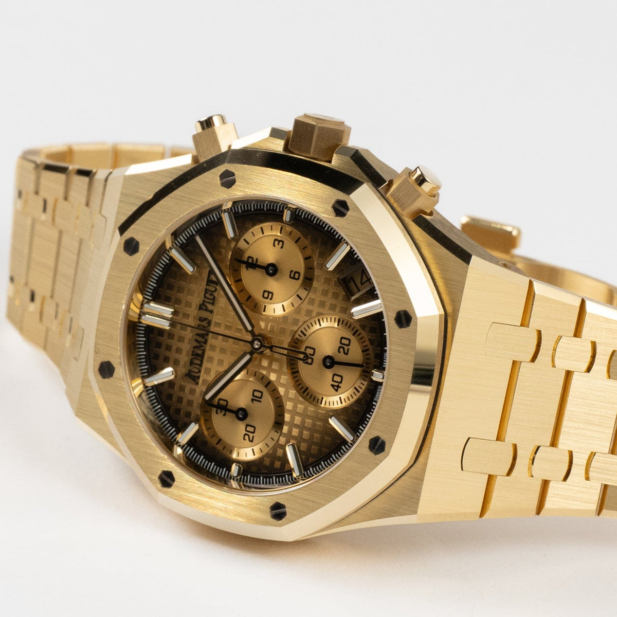 Audemars Piguet Royal Oak 26240BA.OO.1320BA.02 Chronograph Smoked Yellow Gold