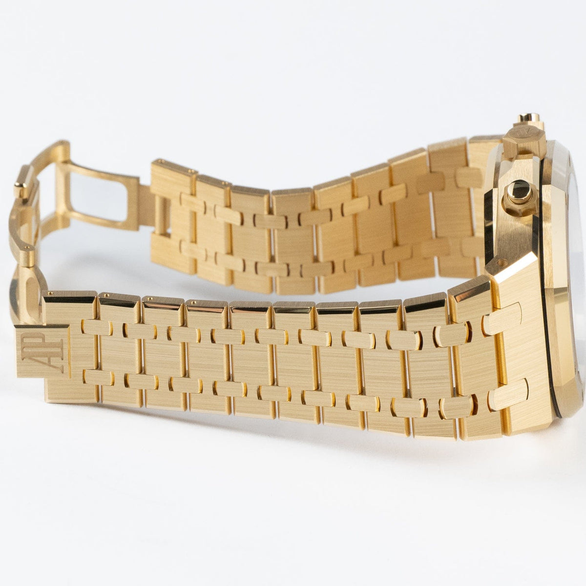 Audemars Piguet Royal Oak 26240BA.OO.1320BA.02 Chronograph Smoked Yellow Gold