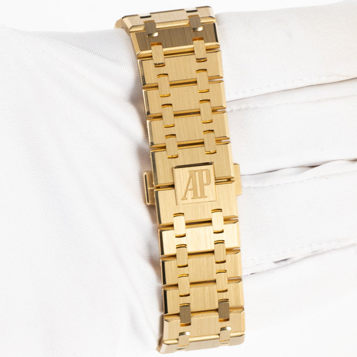 Audemars Piguet Royal Oak 26240BA.OO.1320BA.02 Chronograph Smoked Yellow Gold