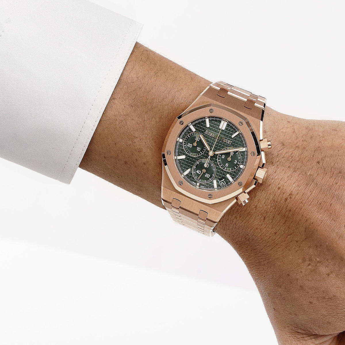 Audemars Piguet Royal Oak 26240OR.OO.1320OR.04 Chronograph '50th Anniversary' Rose Gold Khaki Green Dial (2022)