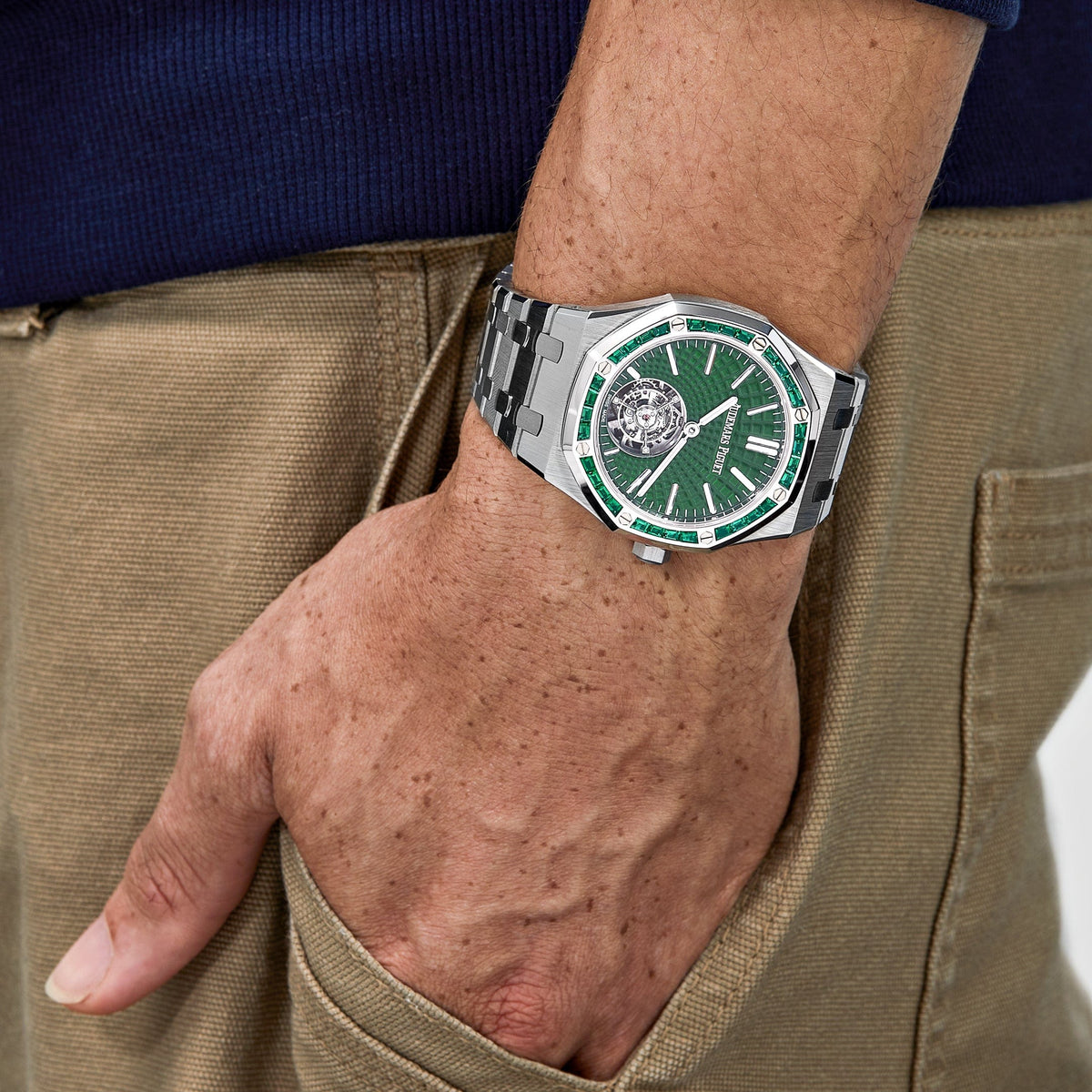 Audemars Piguet Royal Oak 26532IC.EE.1220TI.01 Selfwinding Flying Tourbillon Titanium White Gold Emerald Bezel Limited Edition of 15 (2024)