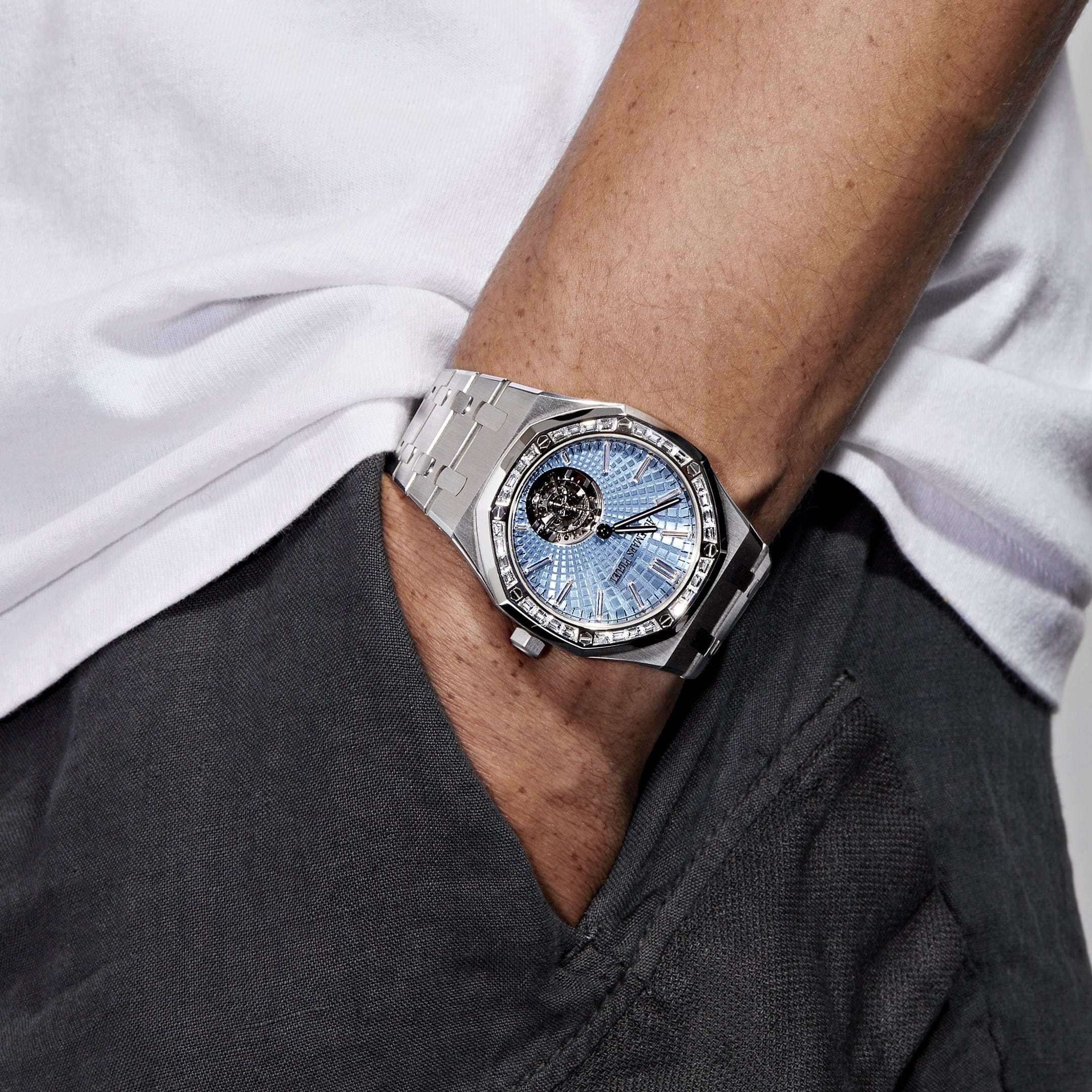 Audemars Piguet Royal Oak 26535PT.ZZ.1220PT.01 Flying Tourbillon Platinum Light Blue Dial