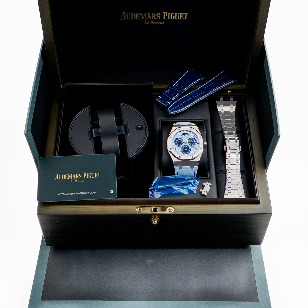 Audemars Piguet Royal Oak 26586BC.OO.1240.BC.99 Perpetual Calendar RD2 Ultra-Thin “Luminary” White Gold Light Blue Limited Edition of 25