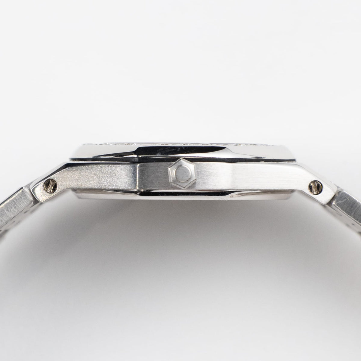 Audemars Piguet Royal Oak 6007BC 'Ladies' White Gold Black Diamond Dial Diamond Bezel and Bracelet Quartz (1981)