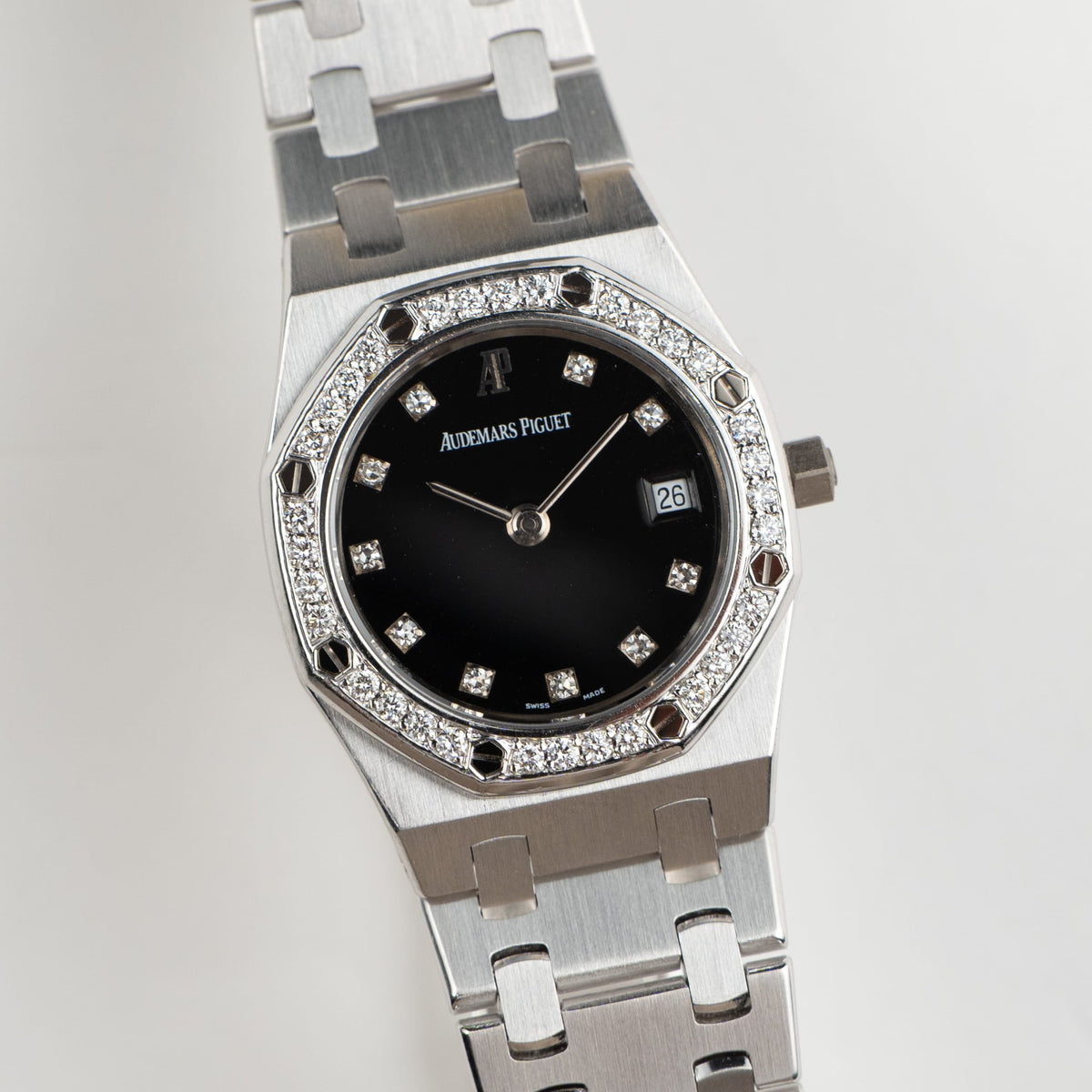 Audemars Piguet Royal Oak 66319BC.ZZ.0722BC.06 Vintage 'Ladies' White Gold Black Diamond Dial Diamond Bezel Quartz