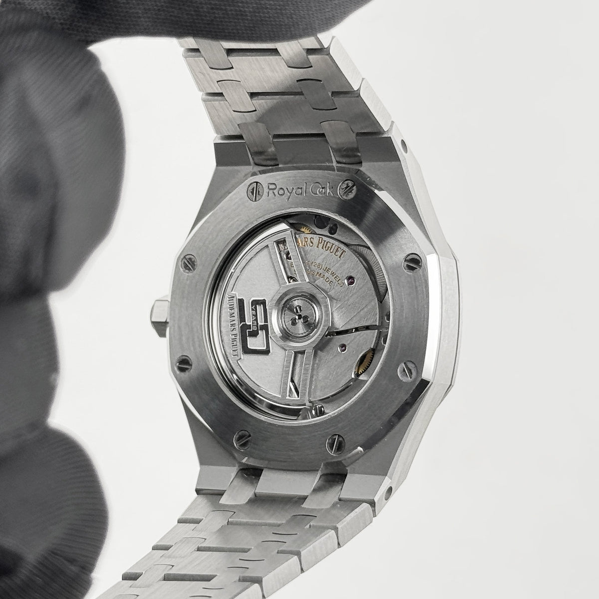 Audemars Piguet Royal Oak 77450ST.OO.1361ST.02 Stainless Steel Silver-Toned Dial (2025)