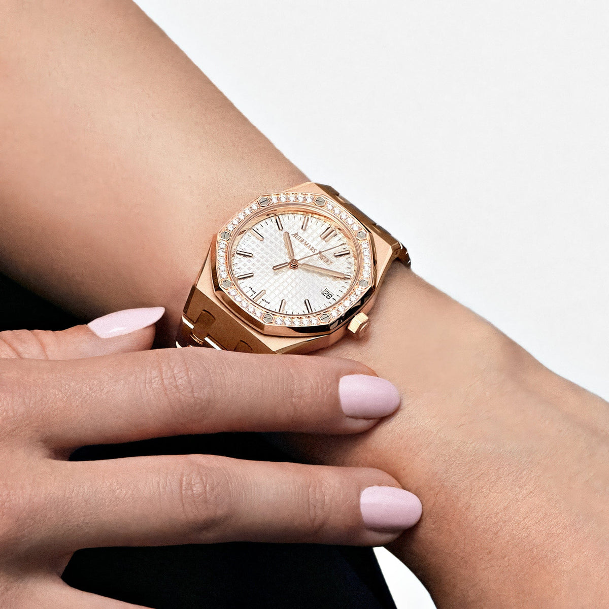 Audemars Piguet Royal Oak 77451OR.ZZ.1361OR.03 'Ladies' Rose Gold Silver Dial Diamond Bezel
