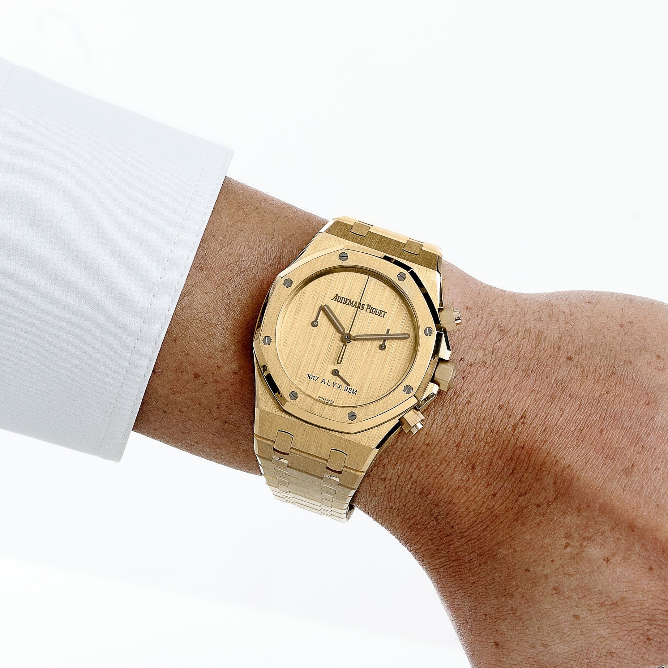 Audemars Piguet Royal Oak Chronograph 26240BA.OO.1320BA.01 '1017 ALYX 9SM' Yellow Gold Limited Edition of 202
