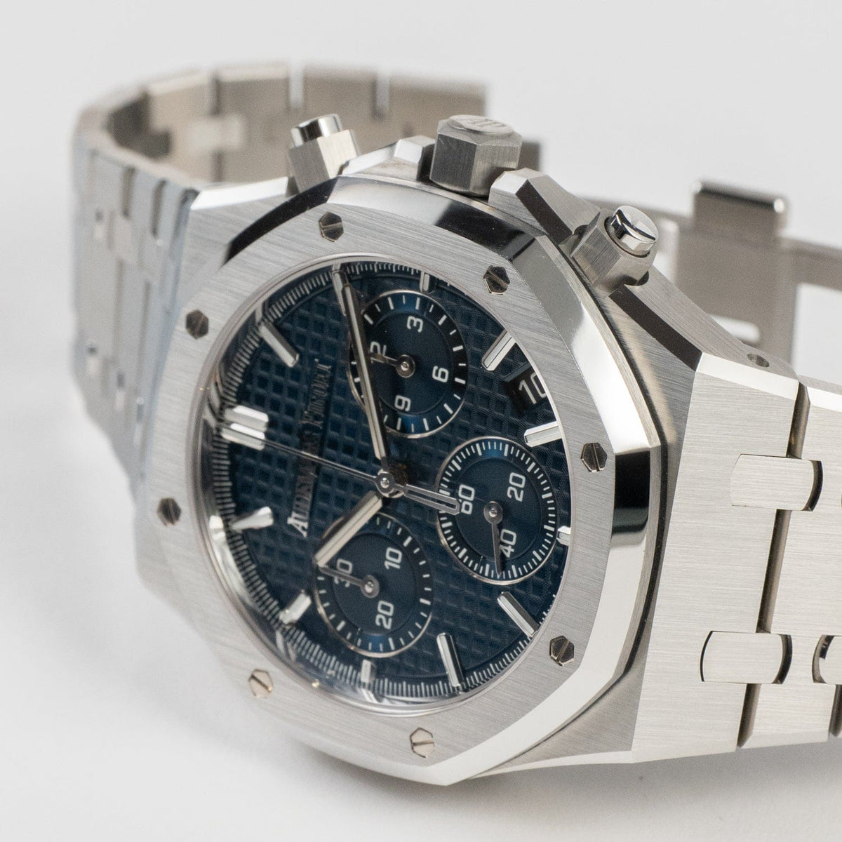 Audemars Piguet Royal Oak Chronograph 26240ST.OO.1320ST.01 '50th Anniversary' Stainless Steel Blue Dial (2022)