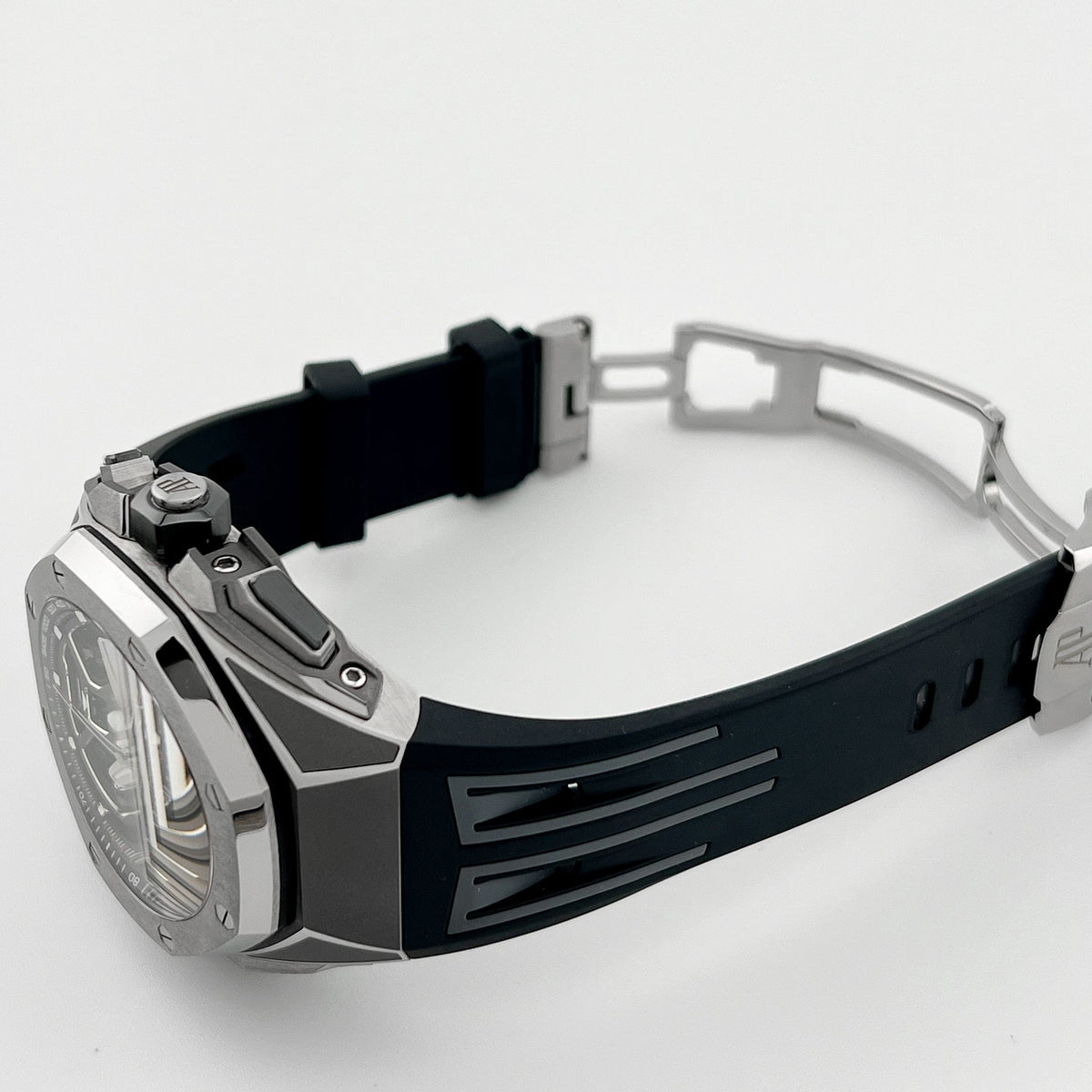 Audemars Piguet Royal Oak Concept 26650TI.OO.D013CA.01 Split Second Chronograph GMT Large Date Titanium