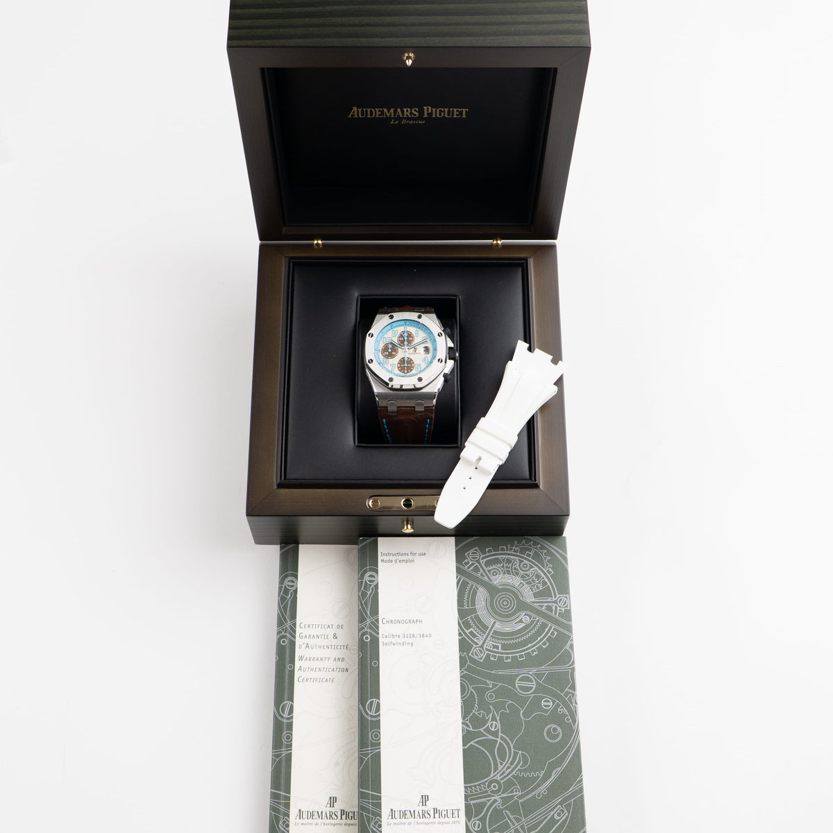 Audemars Piguet Royal Oak Offshore 26187ST.OO.D801CR.01 'Montauk Highway' Stainless Steel White Arabic Dial Limited Edition of 300 (2009)