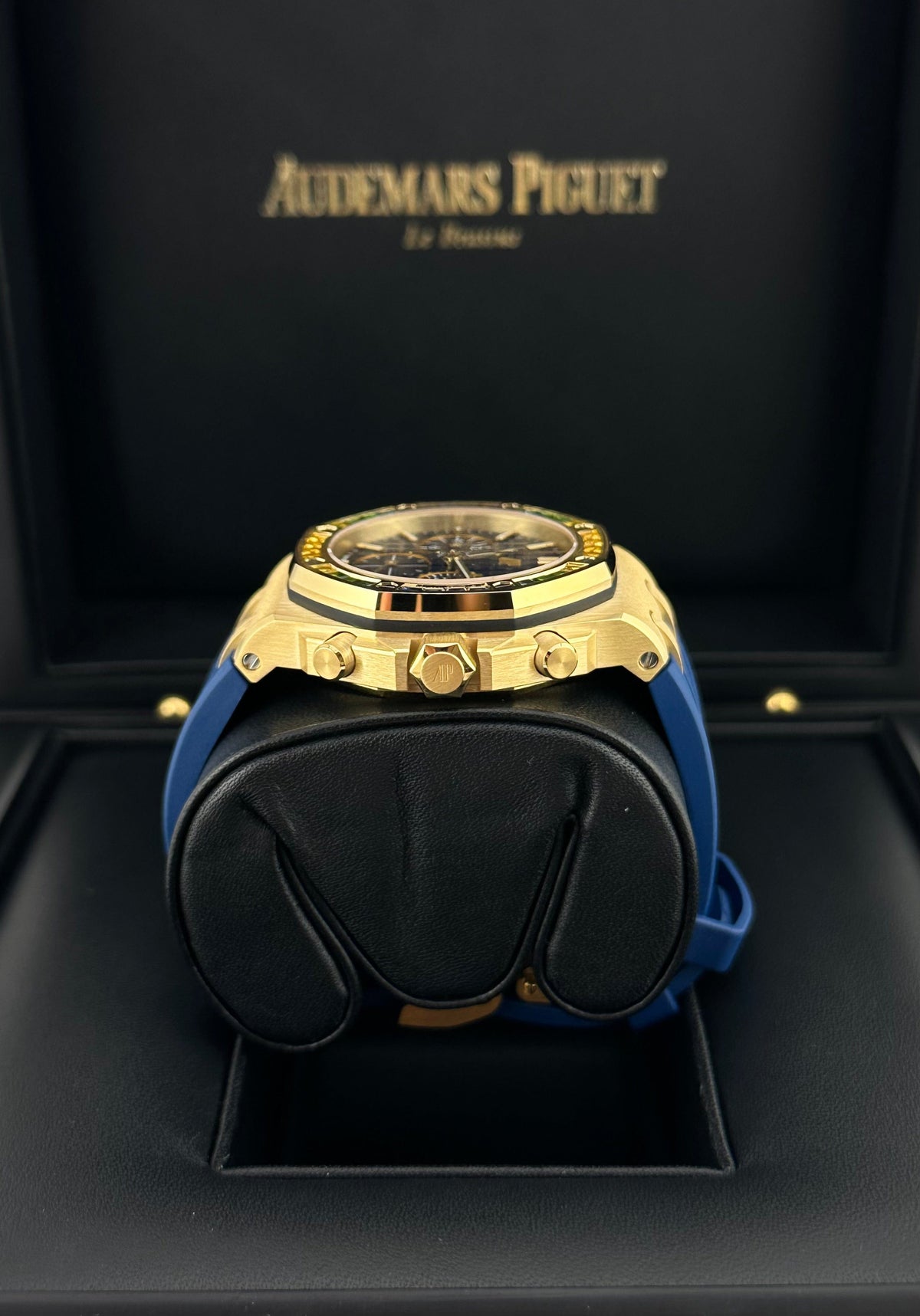Audemars Piguet Royal Oak Offshore 26236BA.YY.D346CA.01 Yellow Gold Sapphire Dial