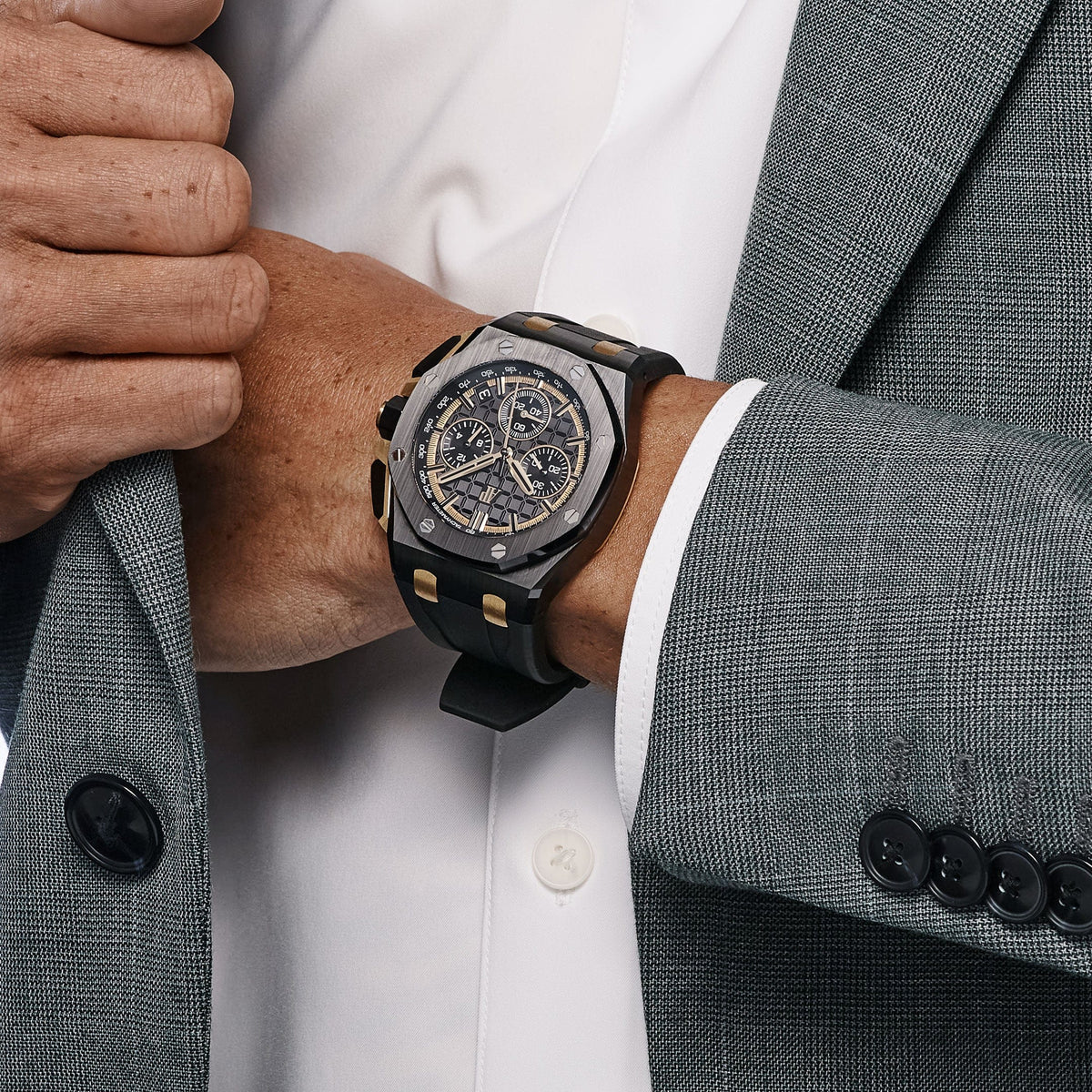 Audemars Piguet Royal Oak Offshore 26420CE.OO.A127CR.01 Chronograph Black Ceramic Yellow Gold Black Dial (2023)