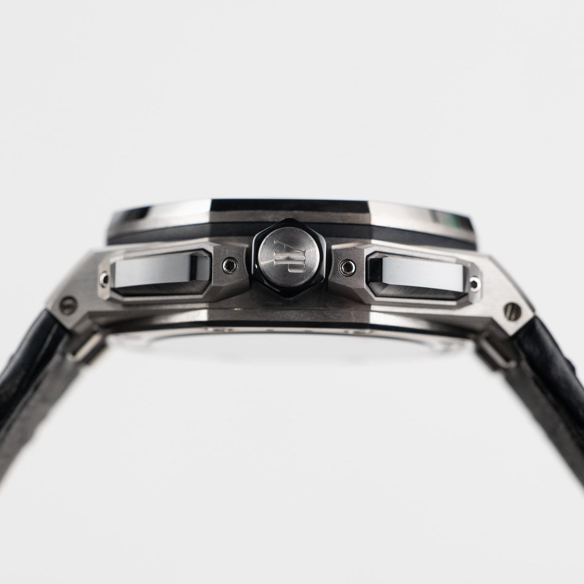 Audemars Piguet Royal Oak Offshore 26424BC.ZZ.D002CA.01 Chronograph White Gold Black Dial Diamond Bezel (2024)