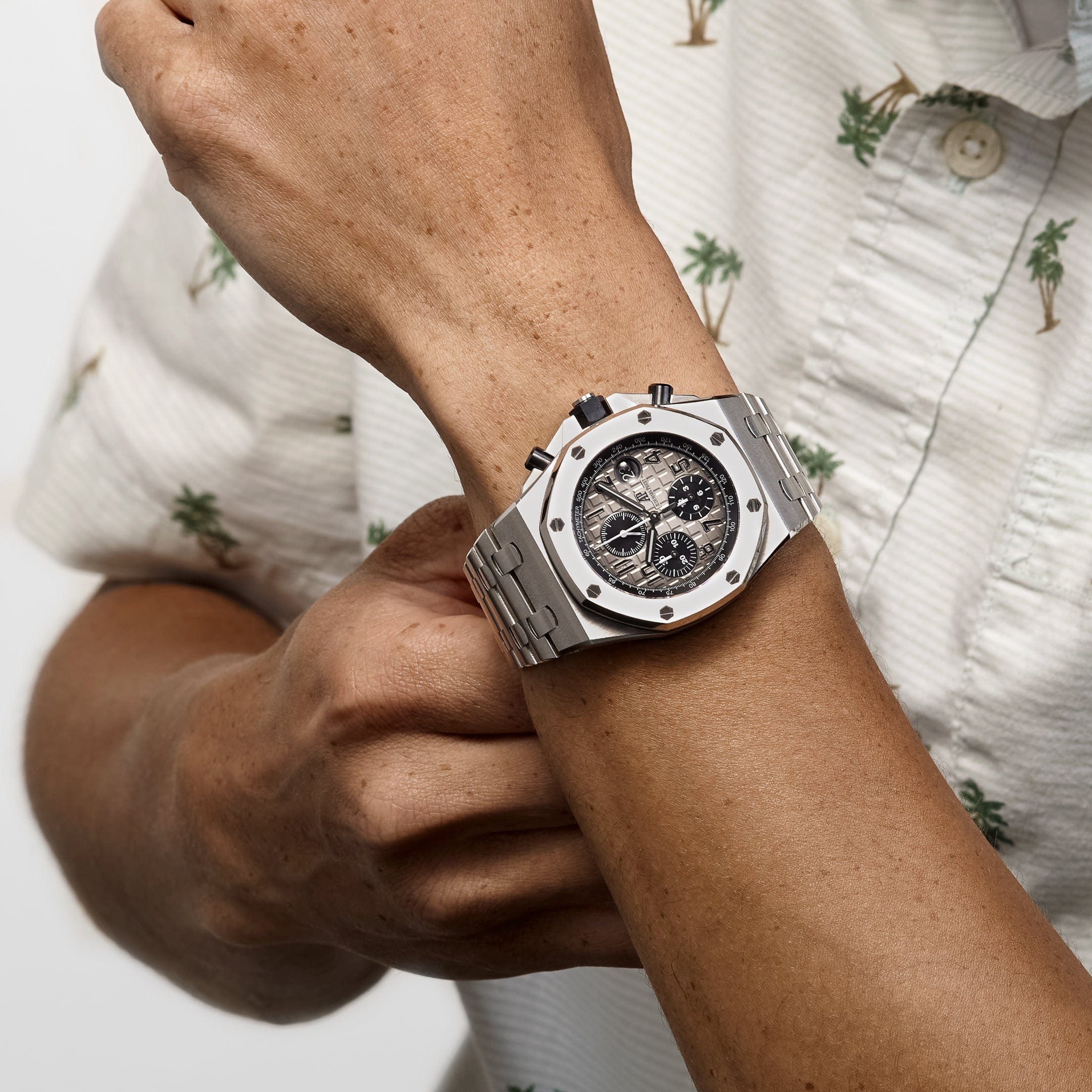 Audemars Piguet Royal Oak Offshore Chronograph 26470PT.OO.1000PT.01 Platinum Grey Dial Limited Edition of 50 (2017)