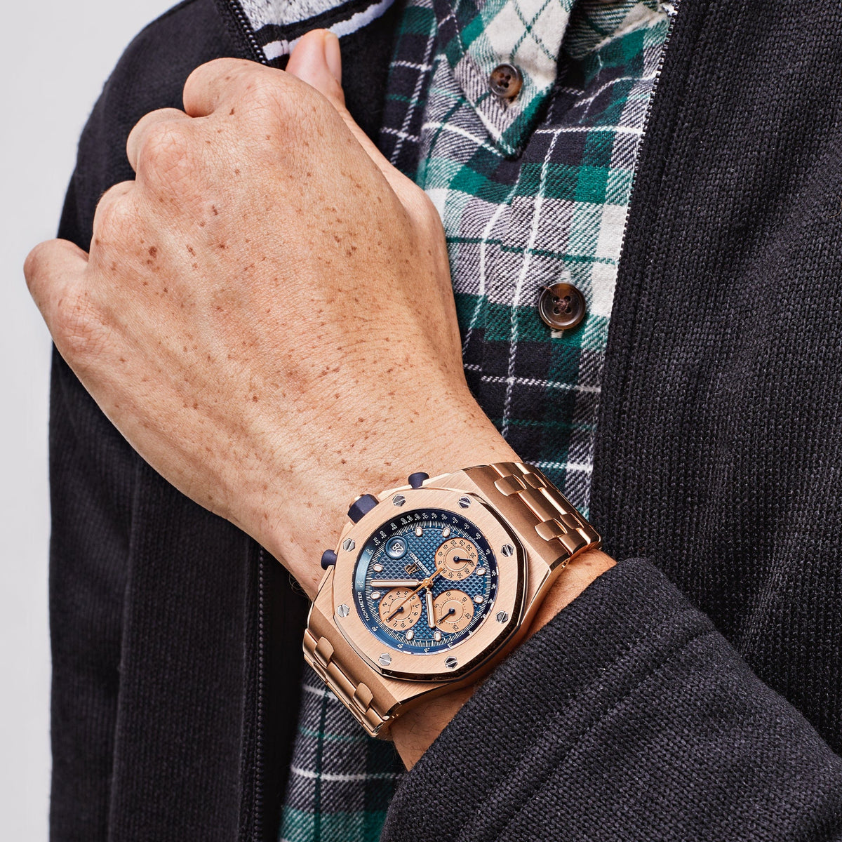 Audemars Piguet Royal Oak Offshore 26238OR.OO.2000OR.01 Chronograph 'Brick' Rose Gold Blue Dial (2024)