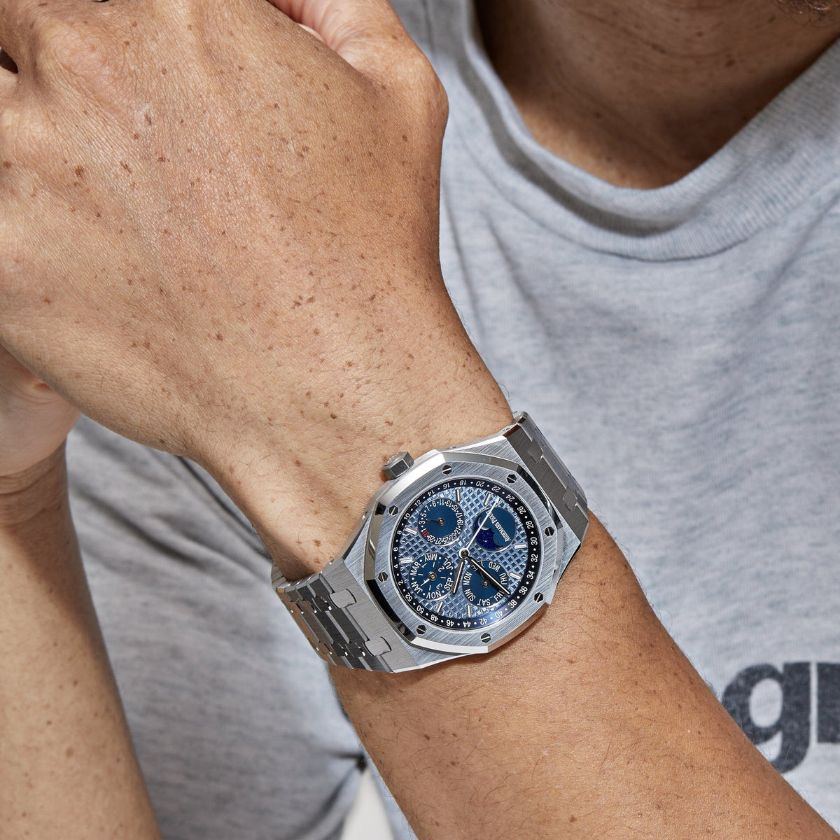 Audemars Piguet Royal Oak Perpetual Calendar 26574ST.OO.1220ST.03 Stainless Steel Ice Blue Dial