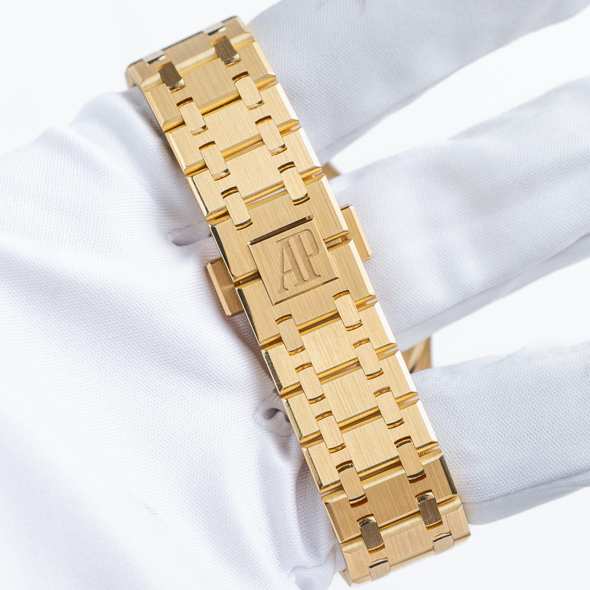 Audemars Piguet Royal Oak 15550BA.OO.1356BA.01 Yellow Gold Turquoise Stone Dial (2023)
