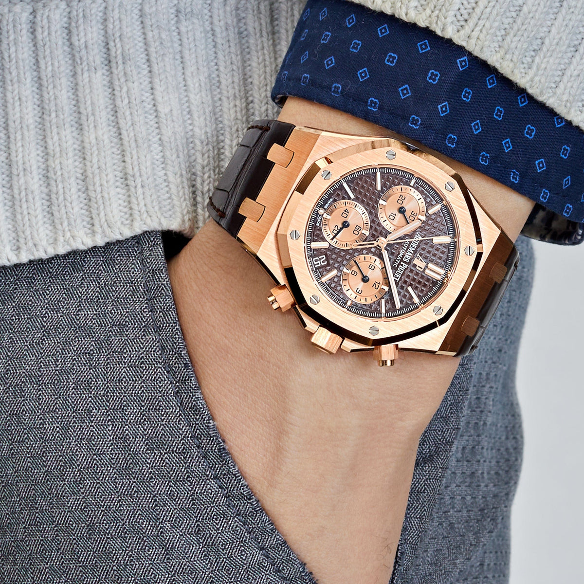 Audemars Piguet Royal Oak Selfwinding Chronograph Rose Gold Brown Dial 26239OR.OO.D821CR.01