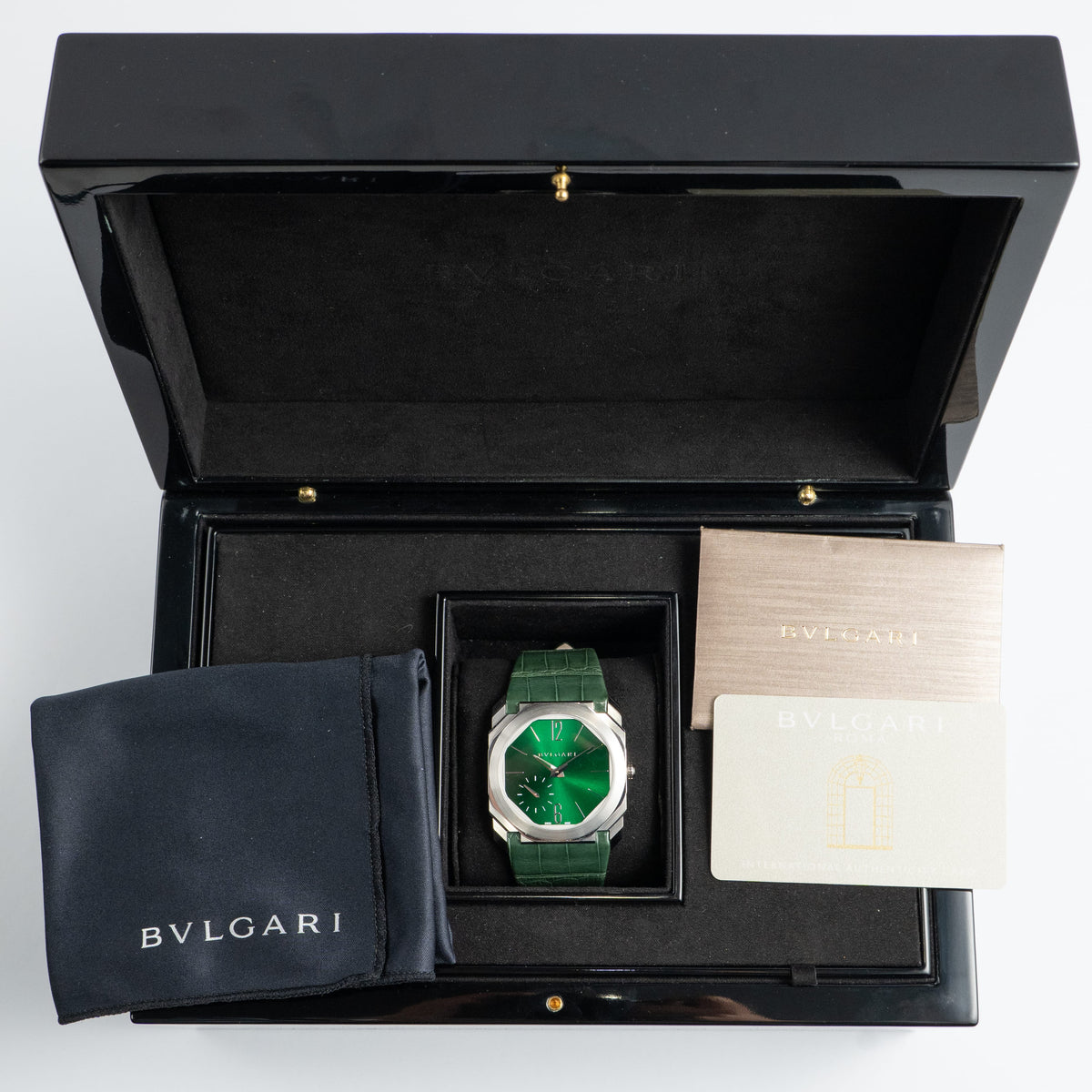 Bvlgari Octo Finissimo 102955 Platinum Green Dial Arije Special Edition (2021)