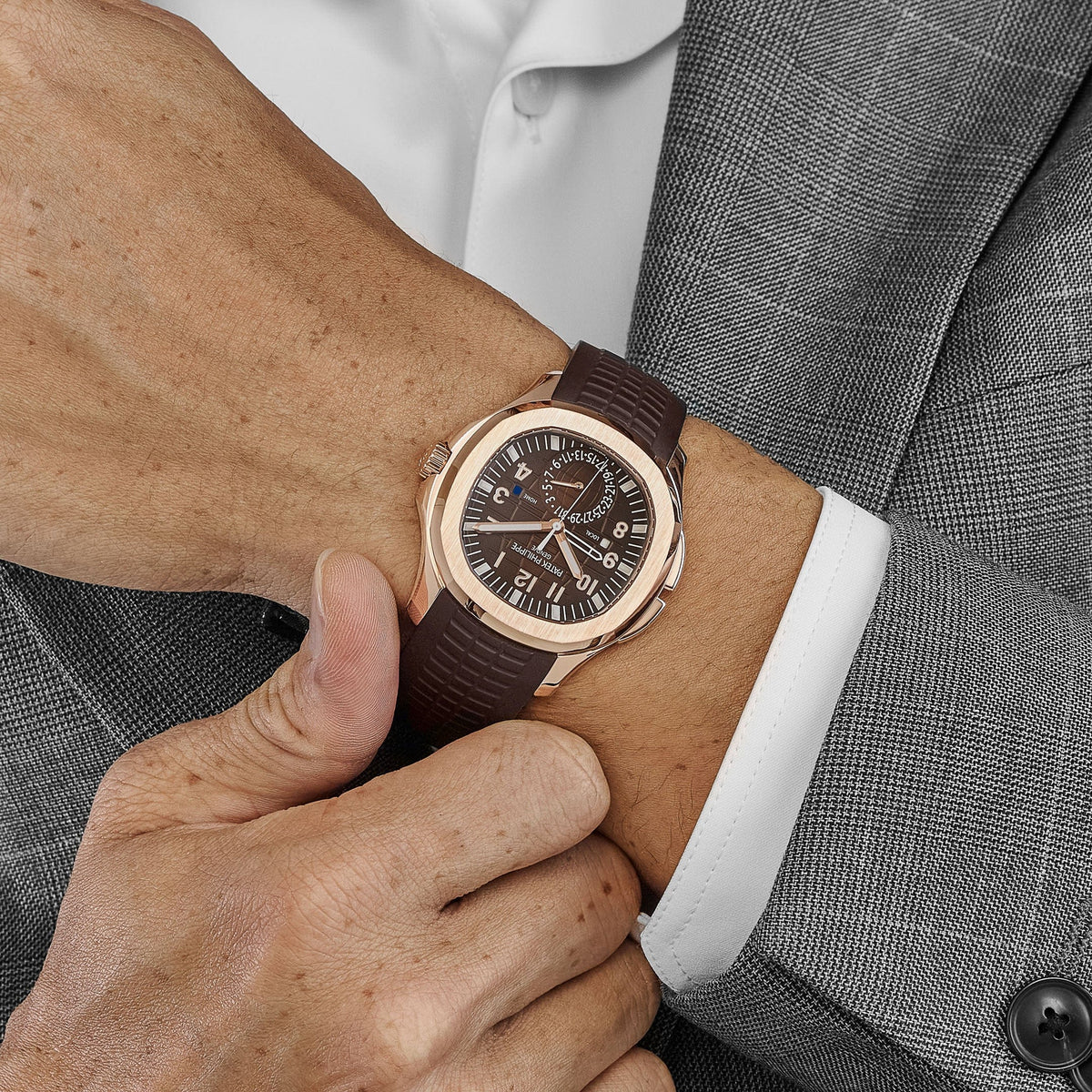 Patek Philippe Aquanaut 5164R-001 Travel Time Rose Gold Brown Dial (2020)