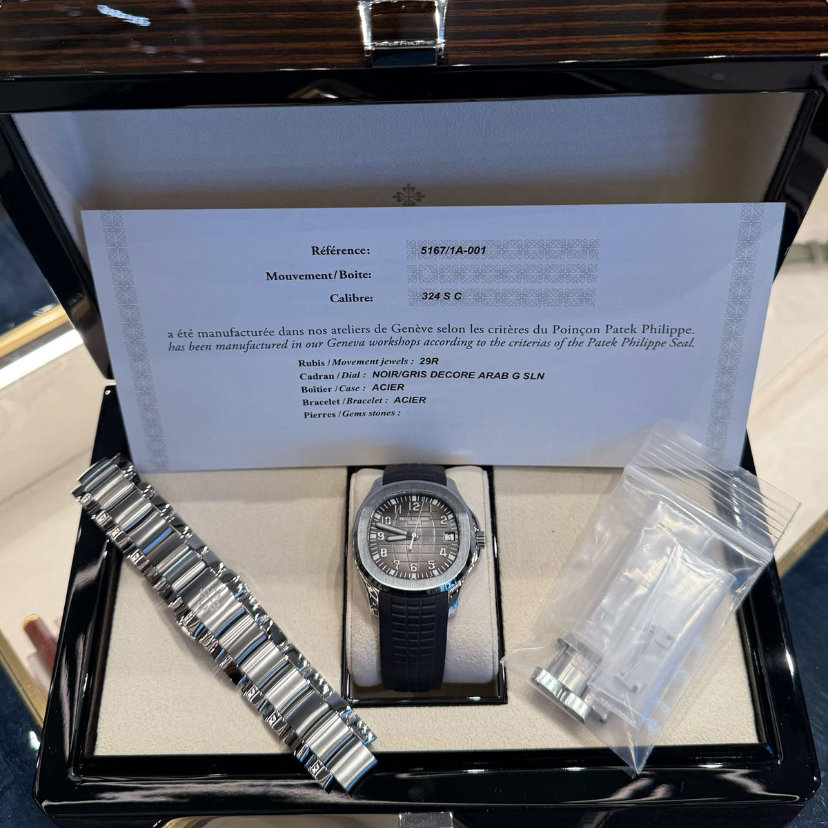Patek Philippe Aquanaut 5167/1A-001 Stainless Steel Black Dial (2022)