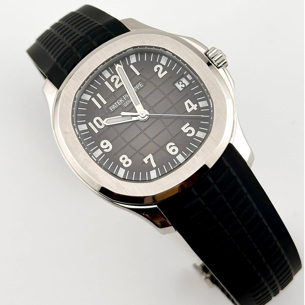 Patek Philippe Aquanaut 5167/1A-001 Stainless Steel Black Dial (2022)