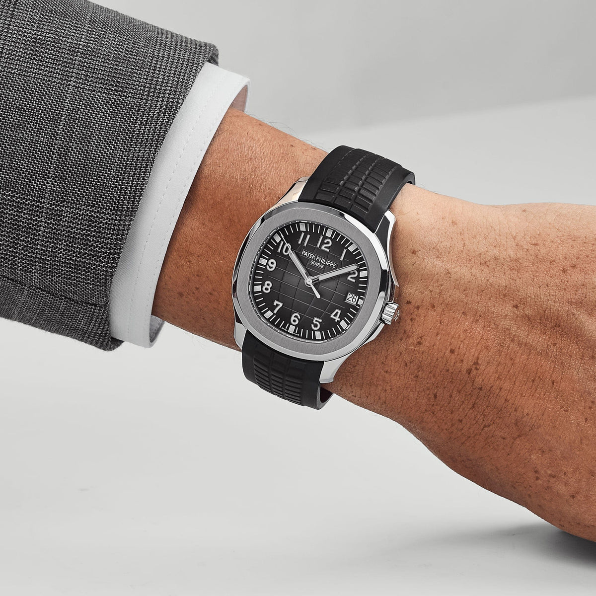 Patek Philippe Aquanaut 5167/1A-001 Stainless Steel Black Dial (2022)