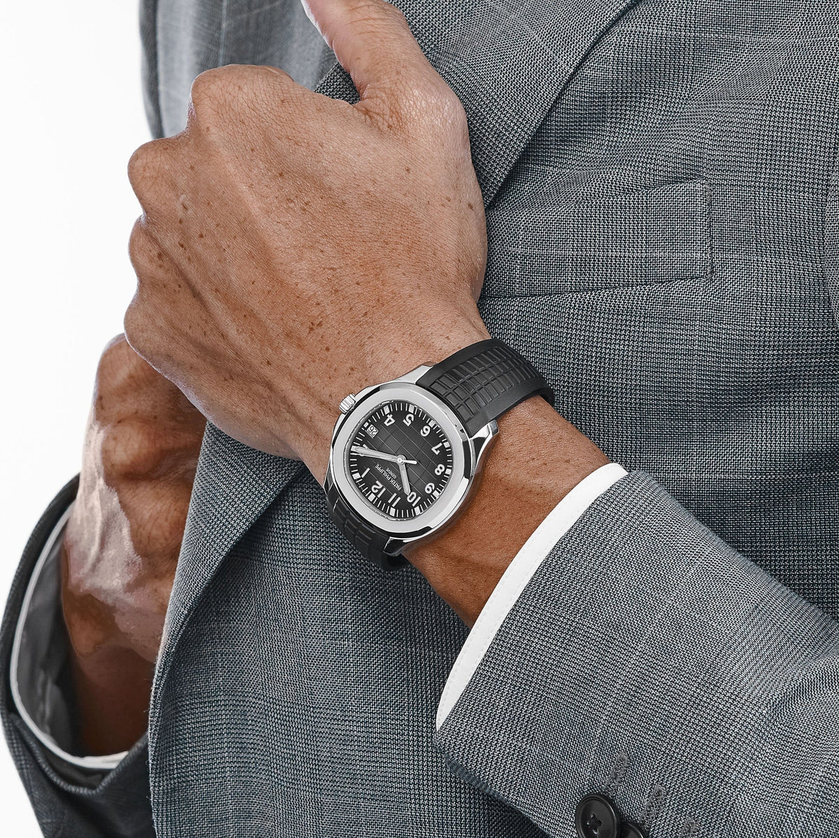 Patek Philippe Aquanaut 5167A-001 Selfwinding Stainless Steel Black Dial (2021)