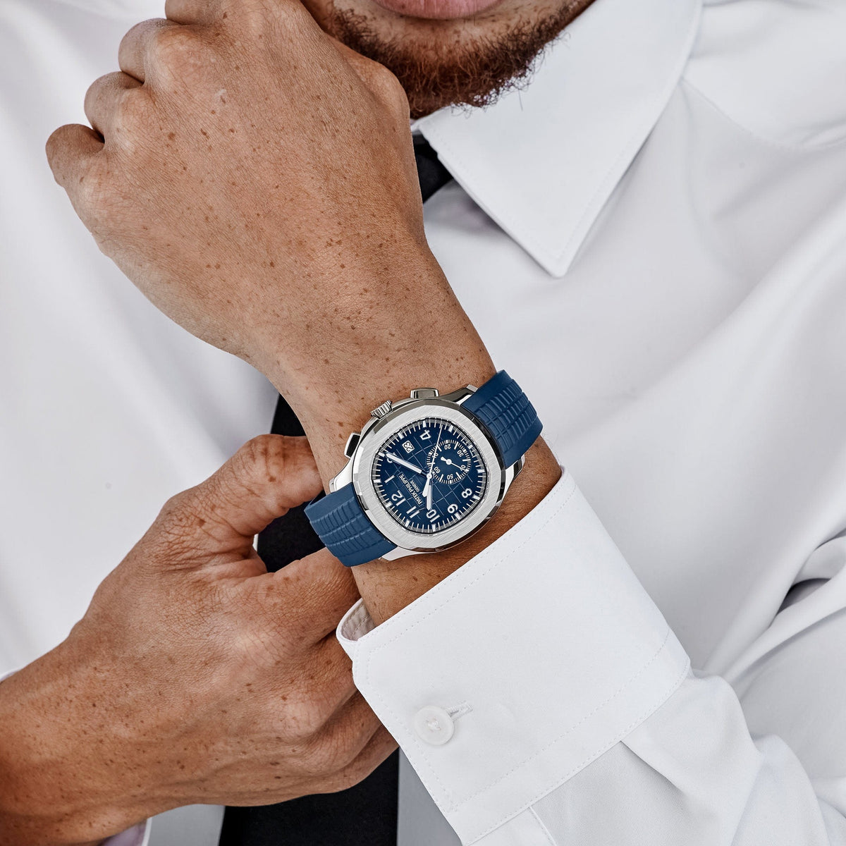 Patek Philippe Aquanaut 5968G-001 White Gold Blue Dial