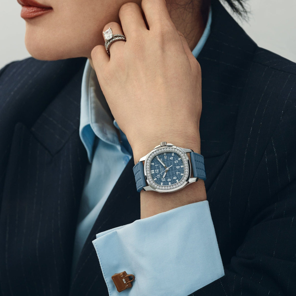 Patek Philippe Aquanaut Luce 5067A-025 'Ladies' Stainless Steel Misty Blue Dial Diamond Bezel (2019)