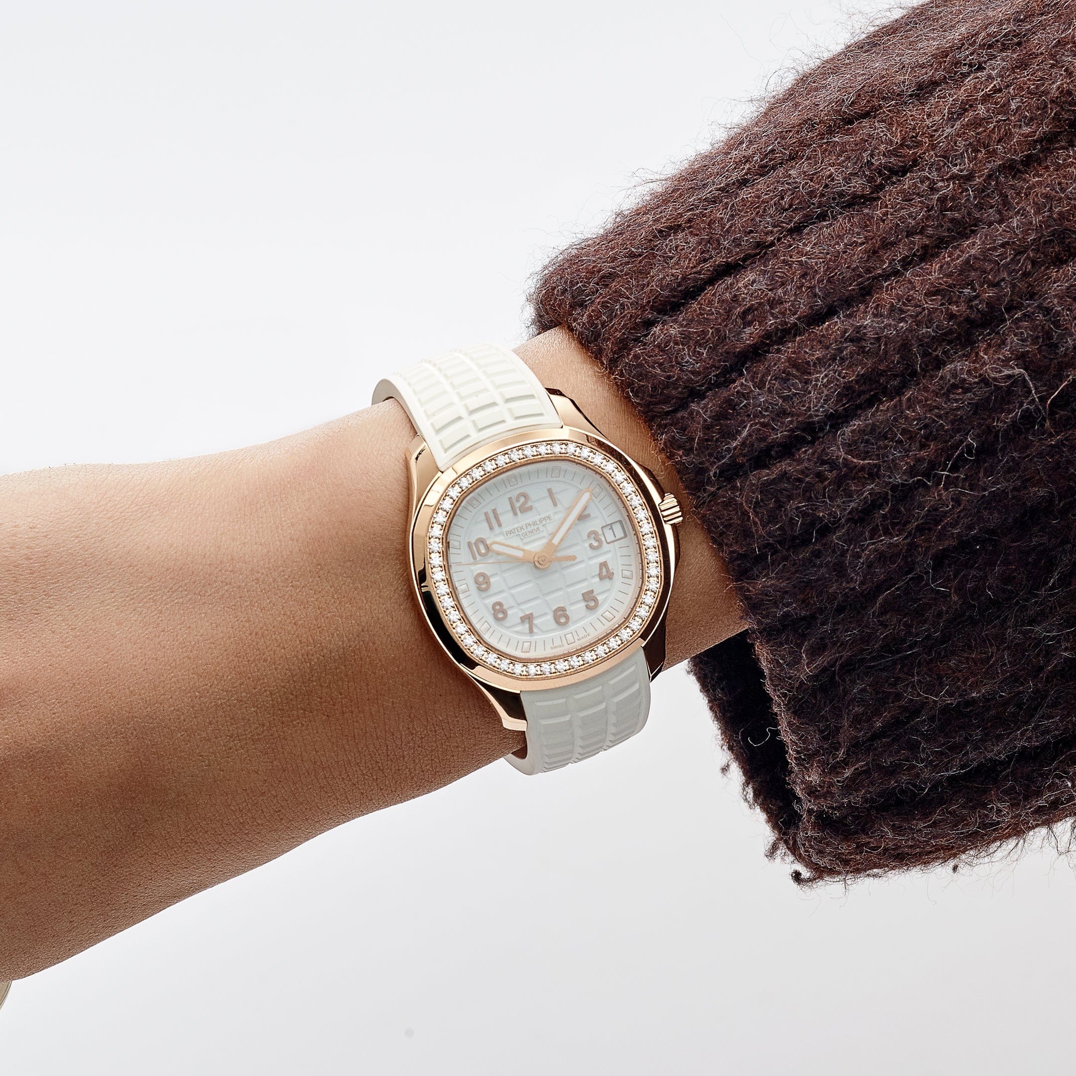 Patek Philippe Aquanaut Luce 5268/200R-001 Rose Gold White Dial Diamond Bezel