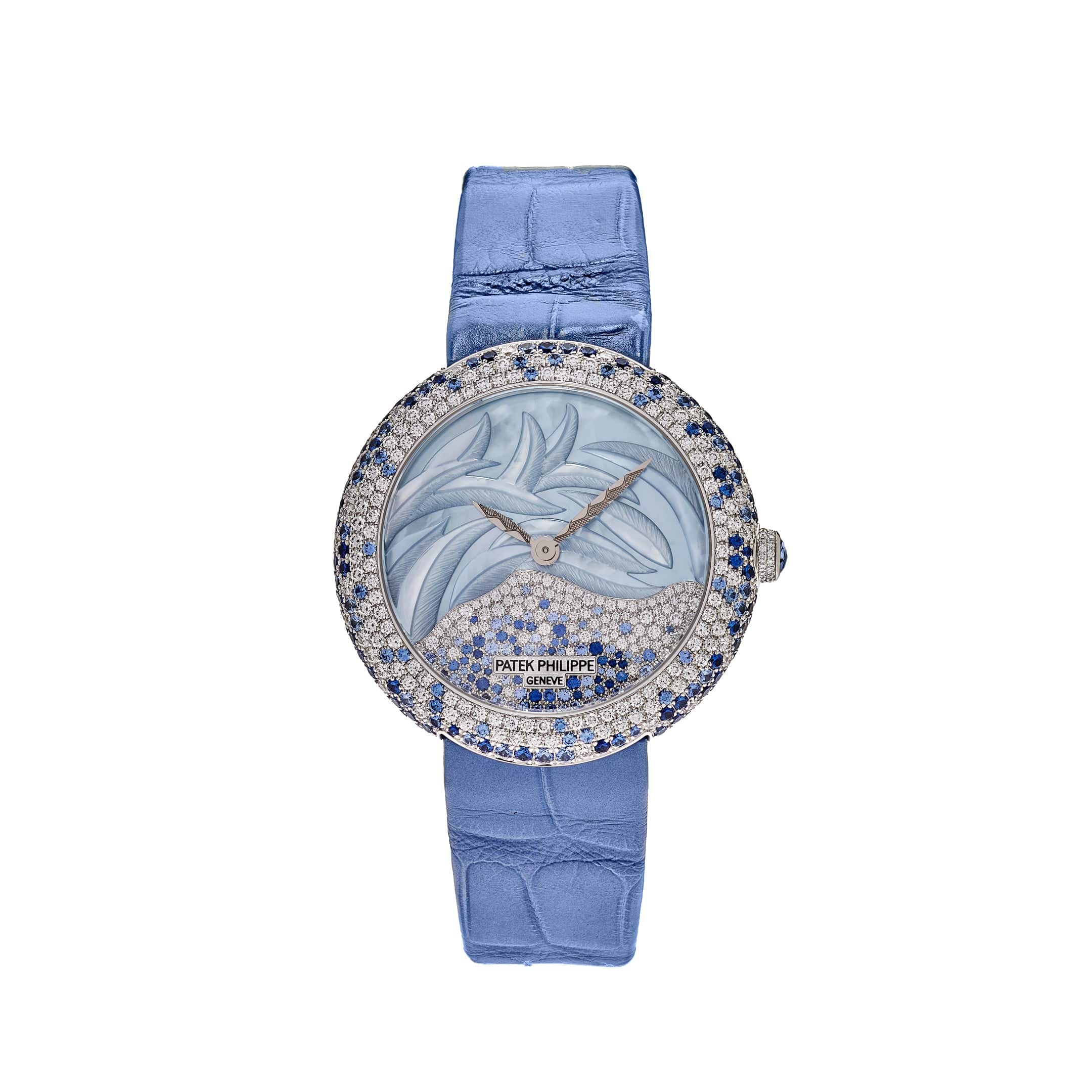 Patek Philippe Calatrava 4899/901G-001 White Gold Mother Of Pearl