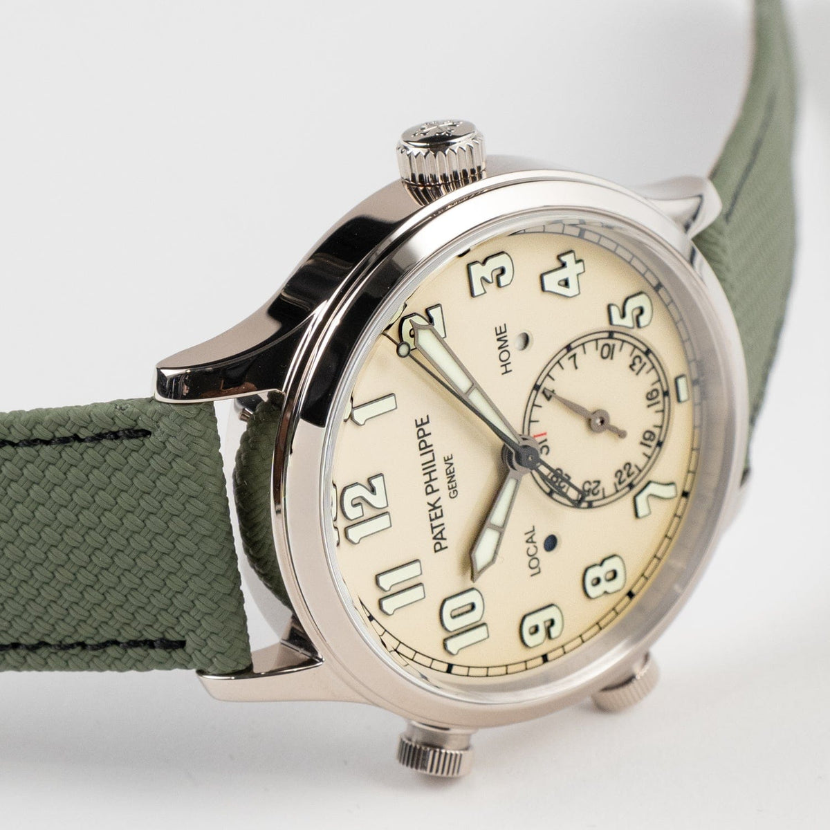 Patek Philippe Calatrava 5524G-010 'Pilot' Travel Time White Gold Ivory Dial (2026)