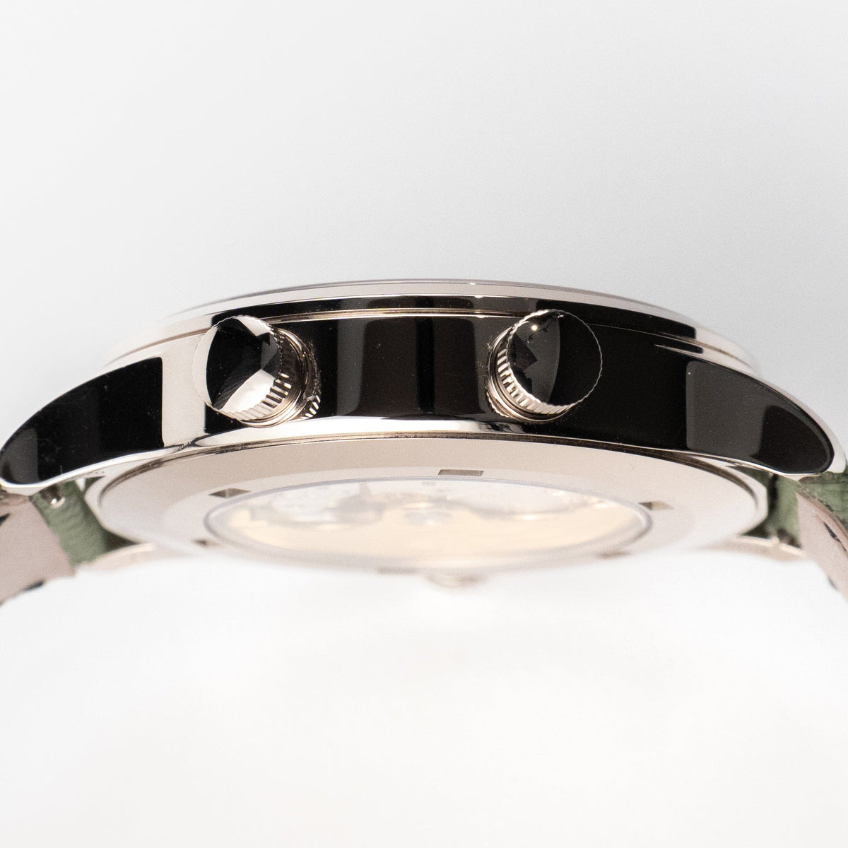 Patek Philippe Calatrava 5524G-010 'Pilot' Travel Time White Gold Ivory Dial