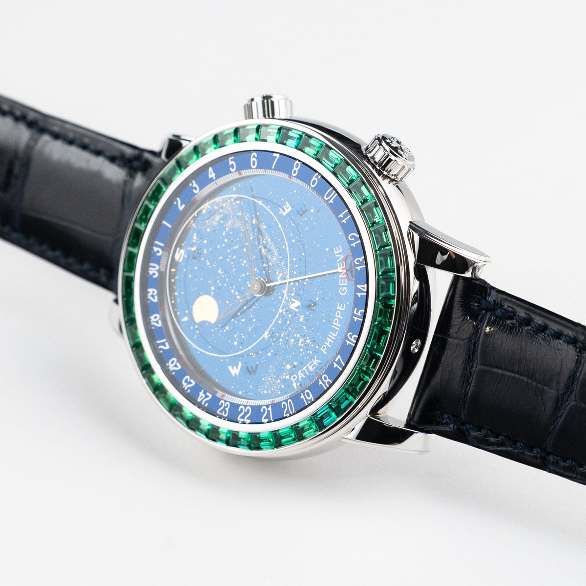 Patek Philippe Celestial Joaillerie Grand Complications 6104/13P-010 Platinum Blue Dial Emerald Bezel (2025)