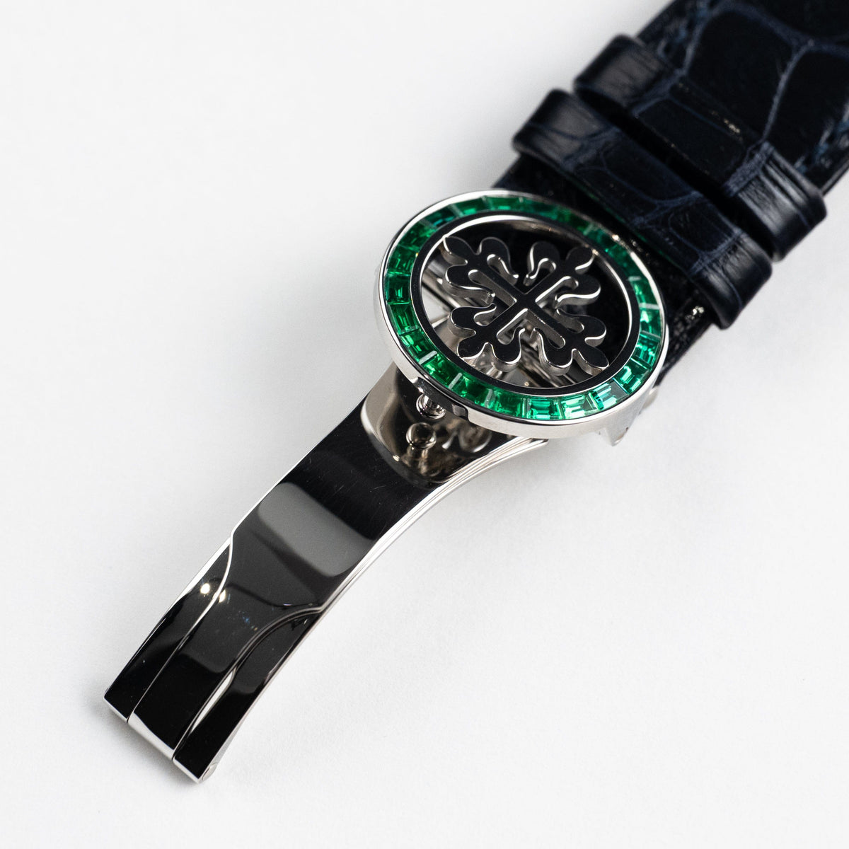 Patek Philippe Celestial Joaillerie Grand Complications 6104/13P-010 Platinum Blue Dial Emerald Bezel (2025)