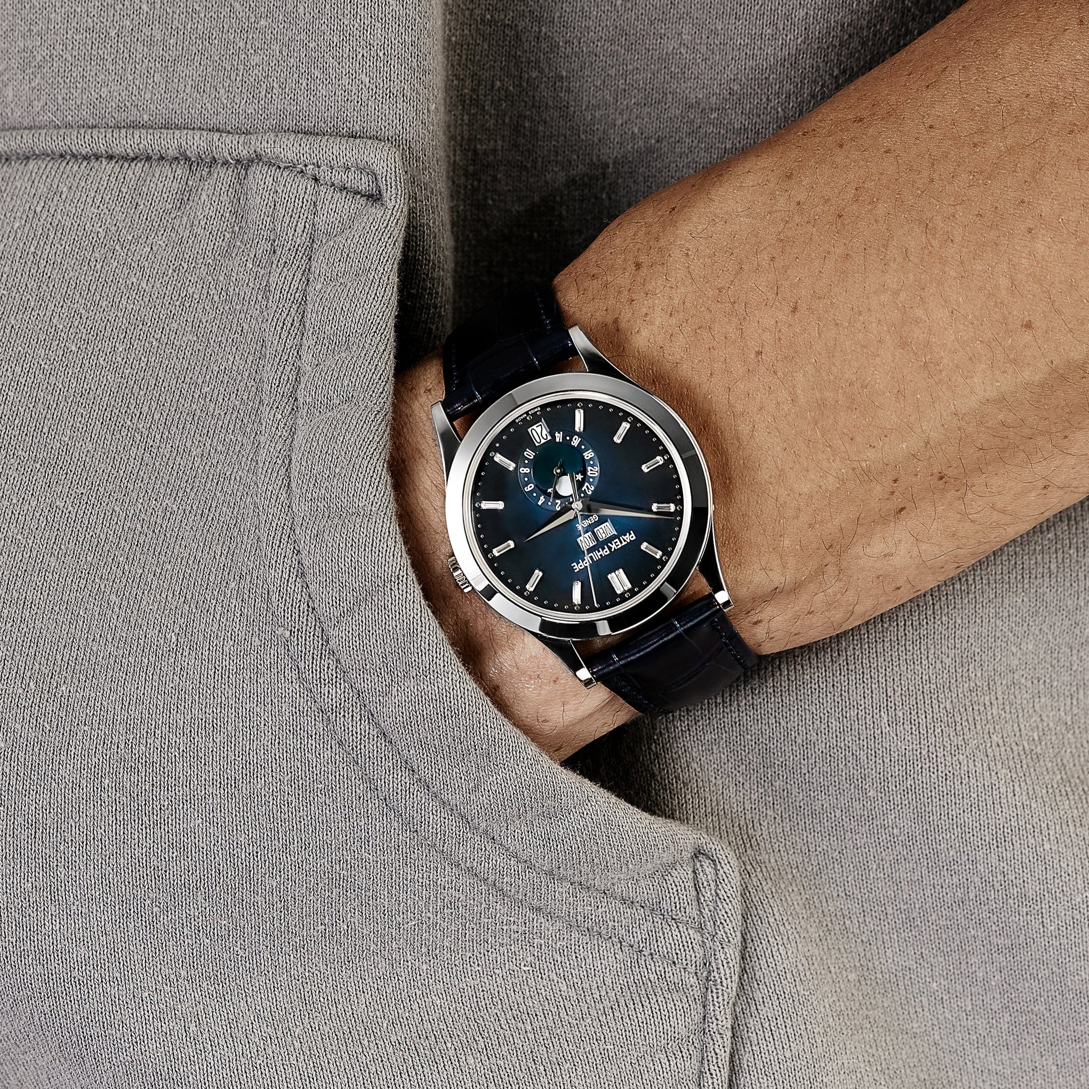 Patek Philippe Complications 5396G-017 Annual Calendar Moon Phases White Gold Blue Dial (2025)