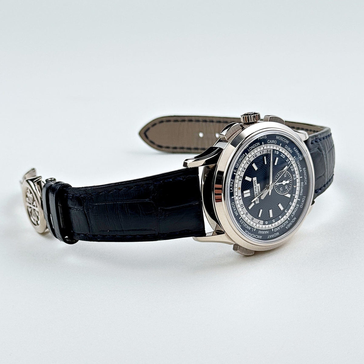 Patek Philippe Complications 5930G-010 World Time Flyback Chronograph White Gold Blue Dial